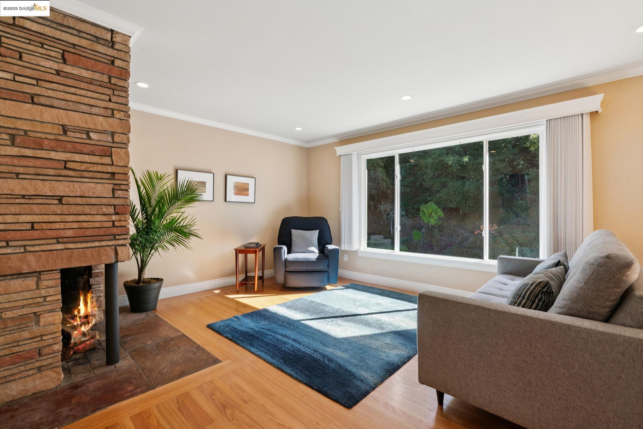 Detail Gallery Image 15 of 60 For 5406 Sobrante Ave, El Sobrante,  CA 94803 - 3 Beds | 2 Baths