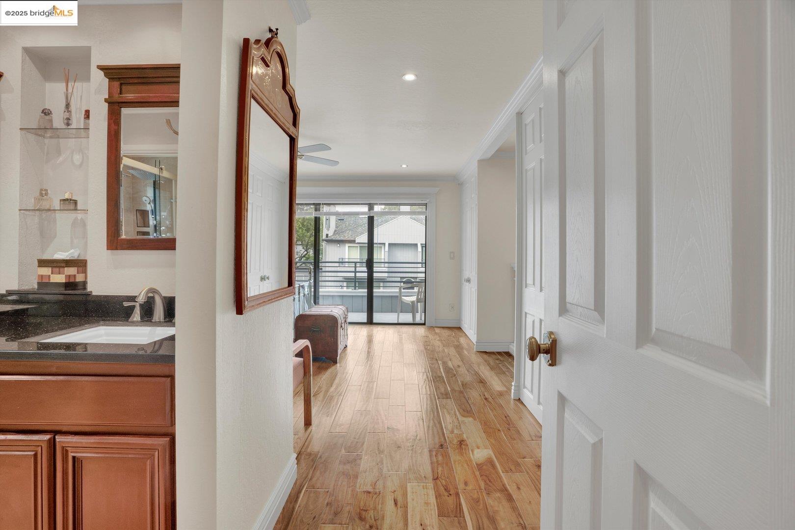 Detail Gallery Image 19 of 33 For 223 Sunspring Ct, Pleasant Hill,  CA 94523 - 3 Beds | 2/1 Baths