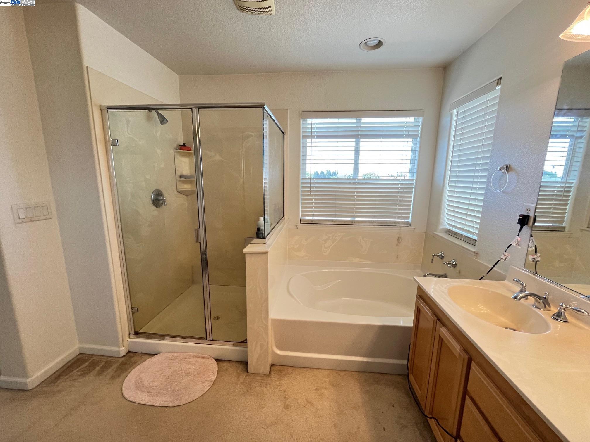 Detail Gallery Image 18 of 21 For 769 Bartlett Avenue, Hayward,  CA 94541 - 4 Beds | 2/1 Baths