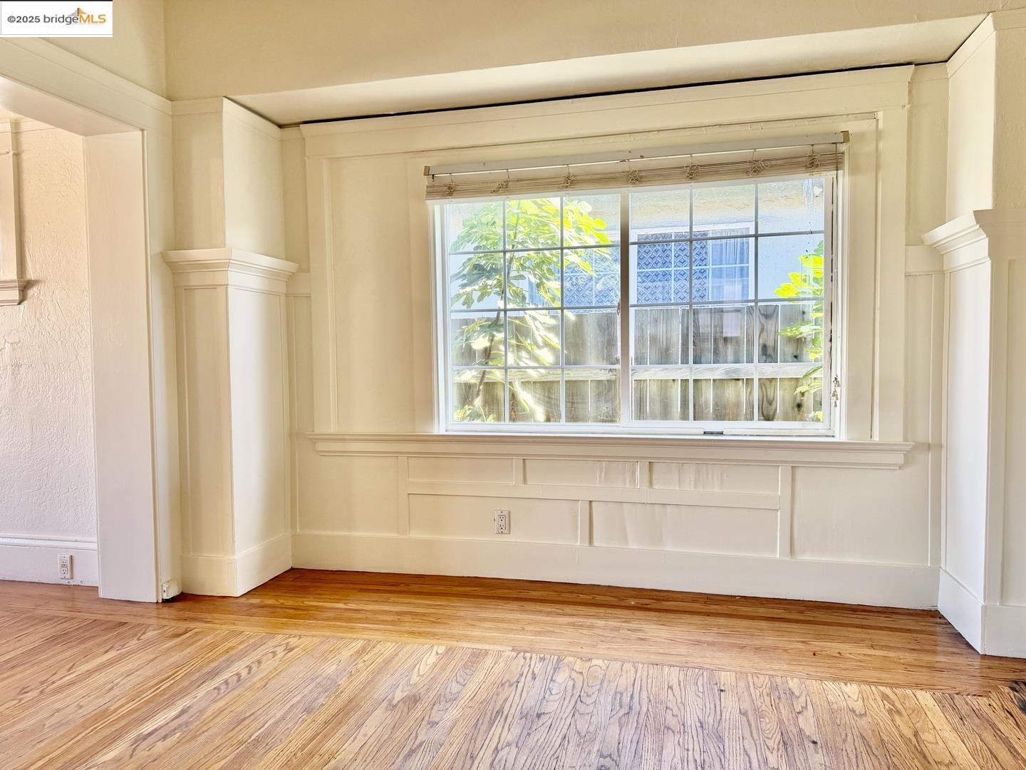 Detail Gallery Image 8 of 21 For 332 East 8th, Pittsburg,  CA 94565 - 3 Beds | 1 Baths