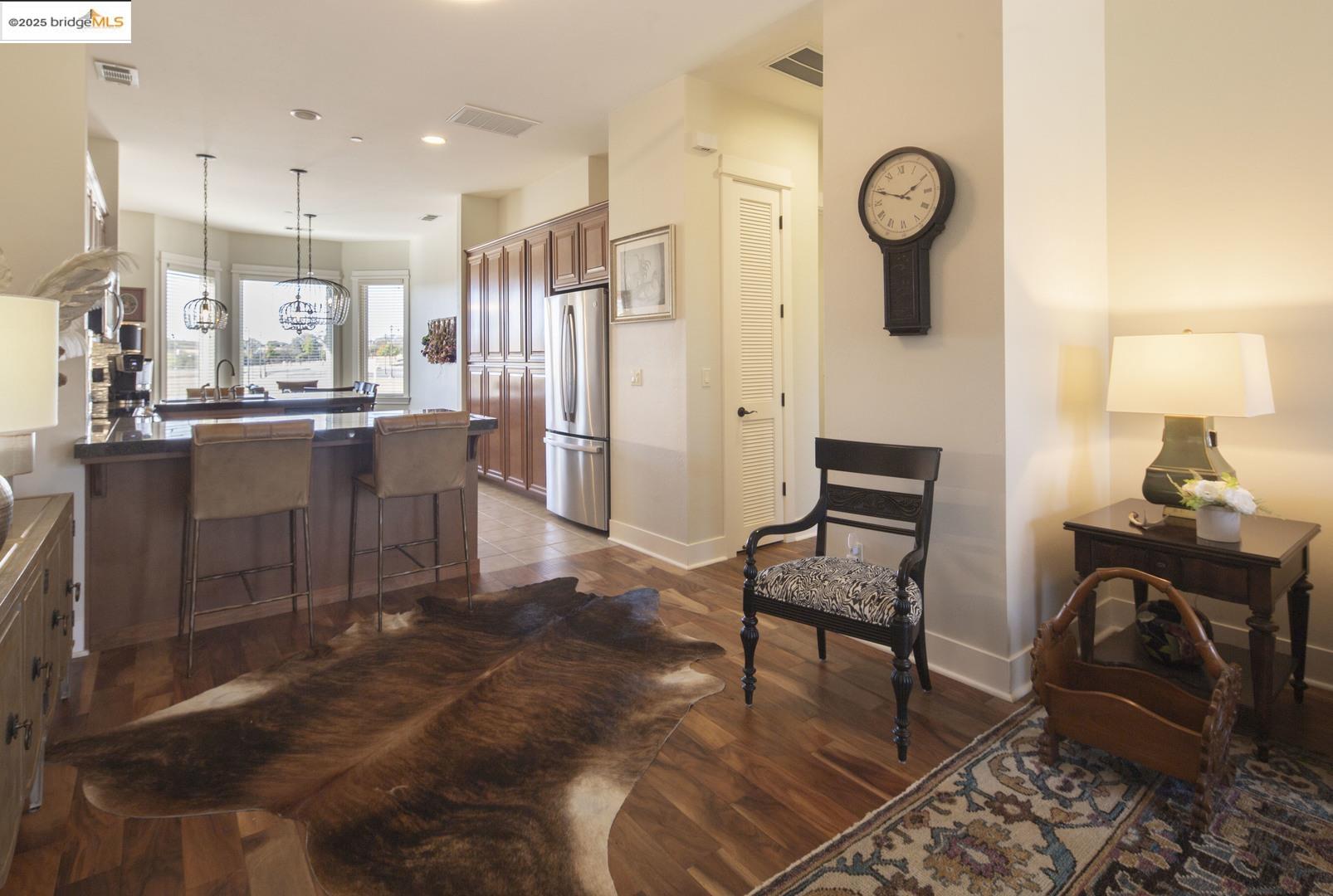 Detail Gallery Image 2 of 42 For 350 Town Square Rd, Copperopolis,  CA 95228 - 2 Beds | 2 Baths