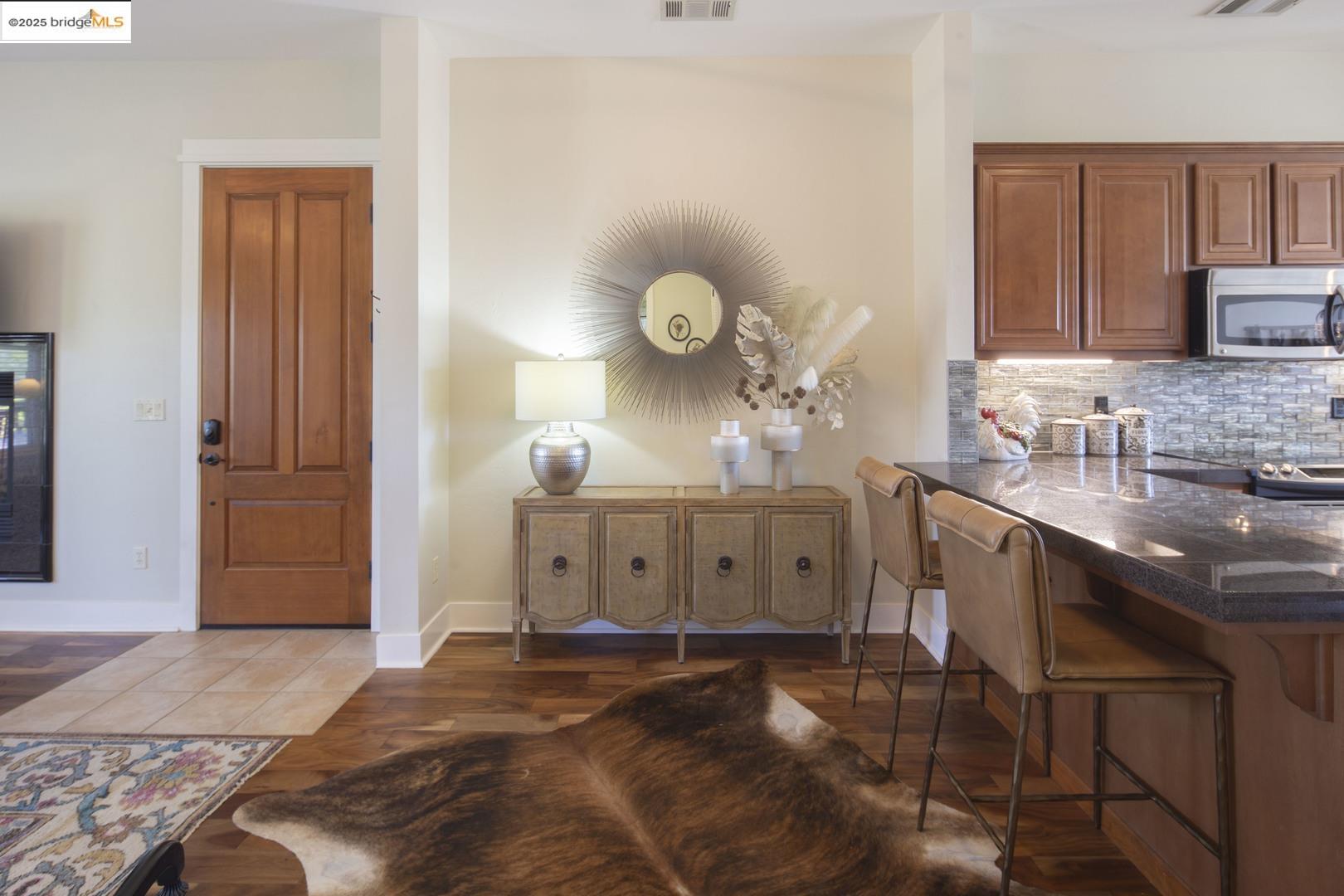 Detail Gallery Image 13 of 42 For 350 Town Square Rd, Copperopolis,  CA 95228 - 2 Beds | 2 Baths