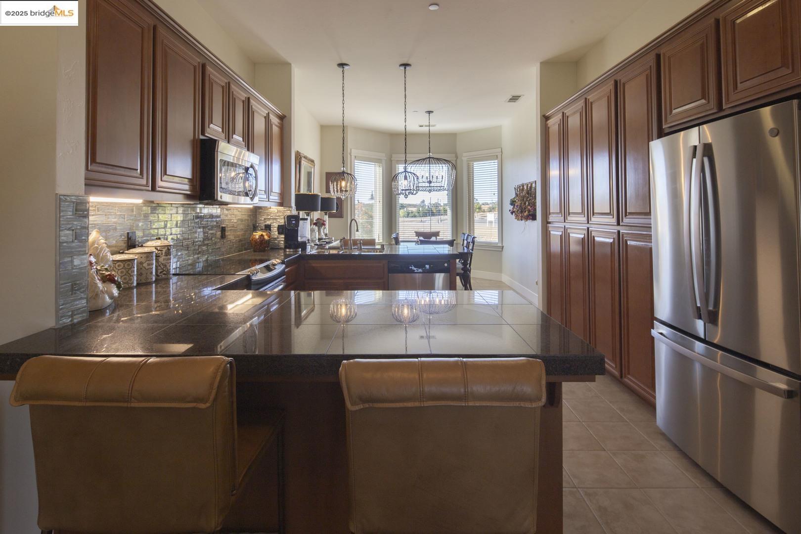 Detail Gallery Image 9 of 42 For 350 Town Square Rd, Copperopolis,  CA 95228 - 2 Beds | 2 Baths