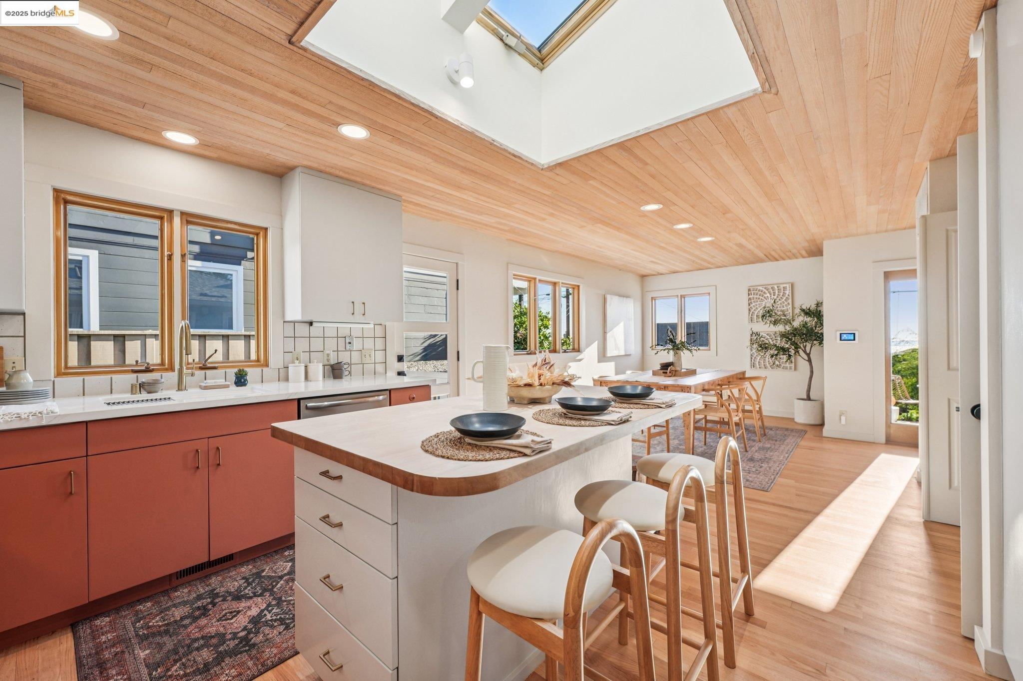 Detail Gallery Image 22 of 60 For 19 Highland Blvd, Kensington,  CA 94707 - 4 Beds | 3 Baths