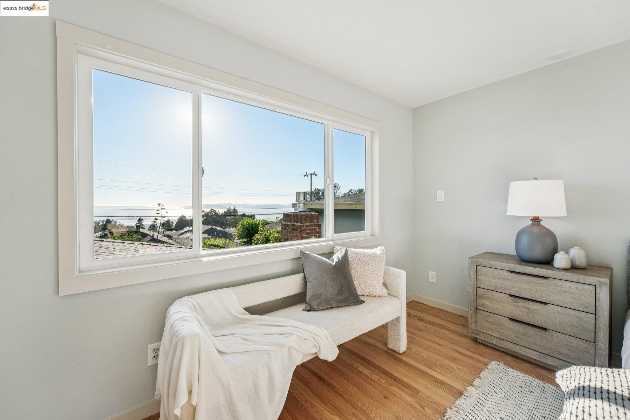 Detail Gallery Image 37 of 60 For 19 Highland Blvd, Kensington,  CA 94707 - 4 Beds | 3 Baths