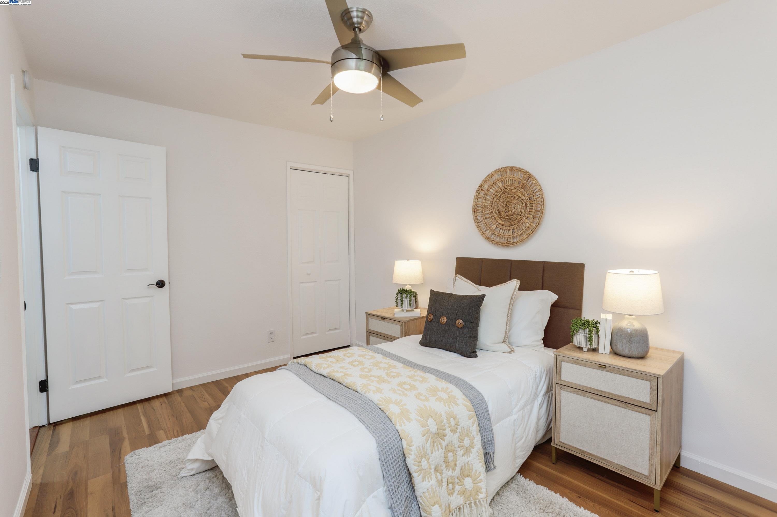 Detail Gallery Image 9 of 11 For 4428 Del Valle Pkwy, Pleasanton,  CA 94566 - 3 Beds | 2/1 Baths