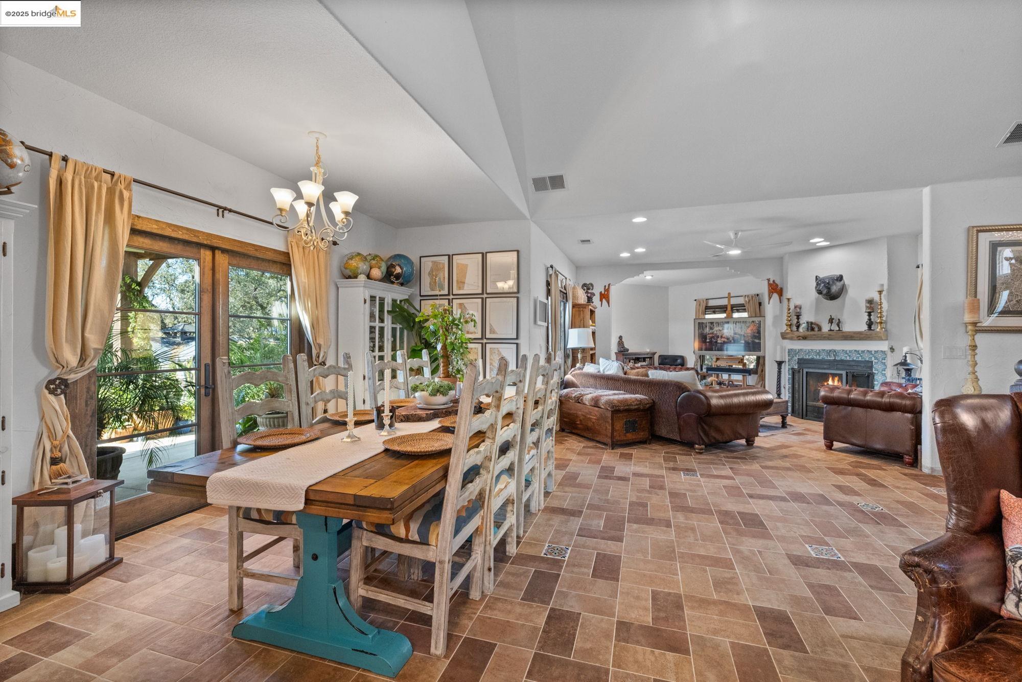 Detail Gallery Image 15 of 59 For 444 Jackson St, Copperopolis,  CA 95228 - 3 Beds | 3 Baths