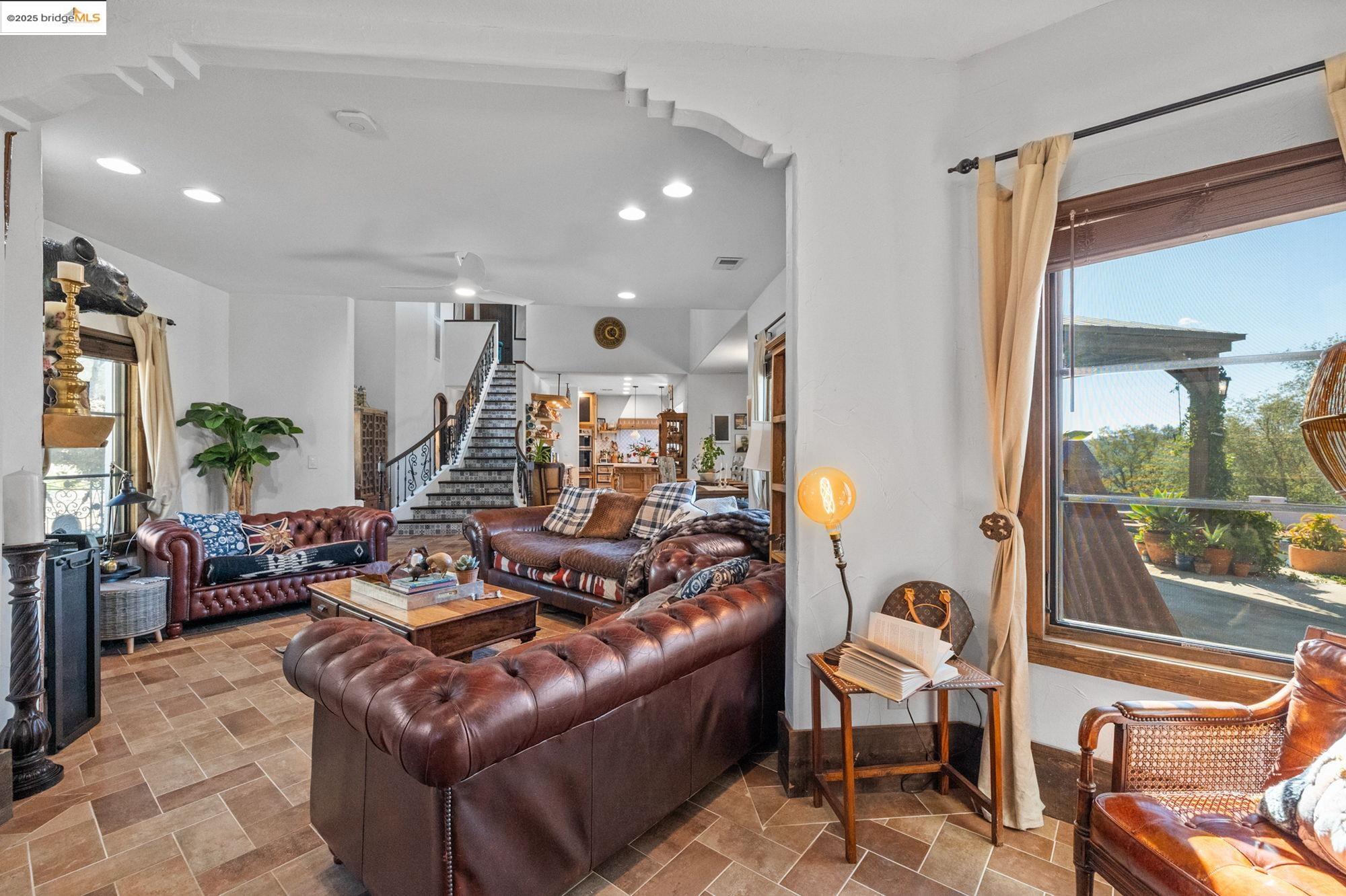 Detail Gallery Image 19 of 59 For 444 Jackson St, Copperopolis,  CA 95228 - 3 Beds | 3 Baths