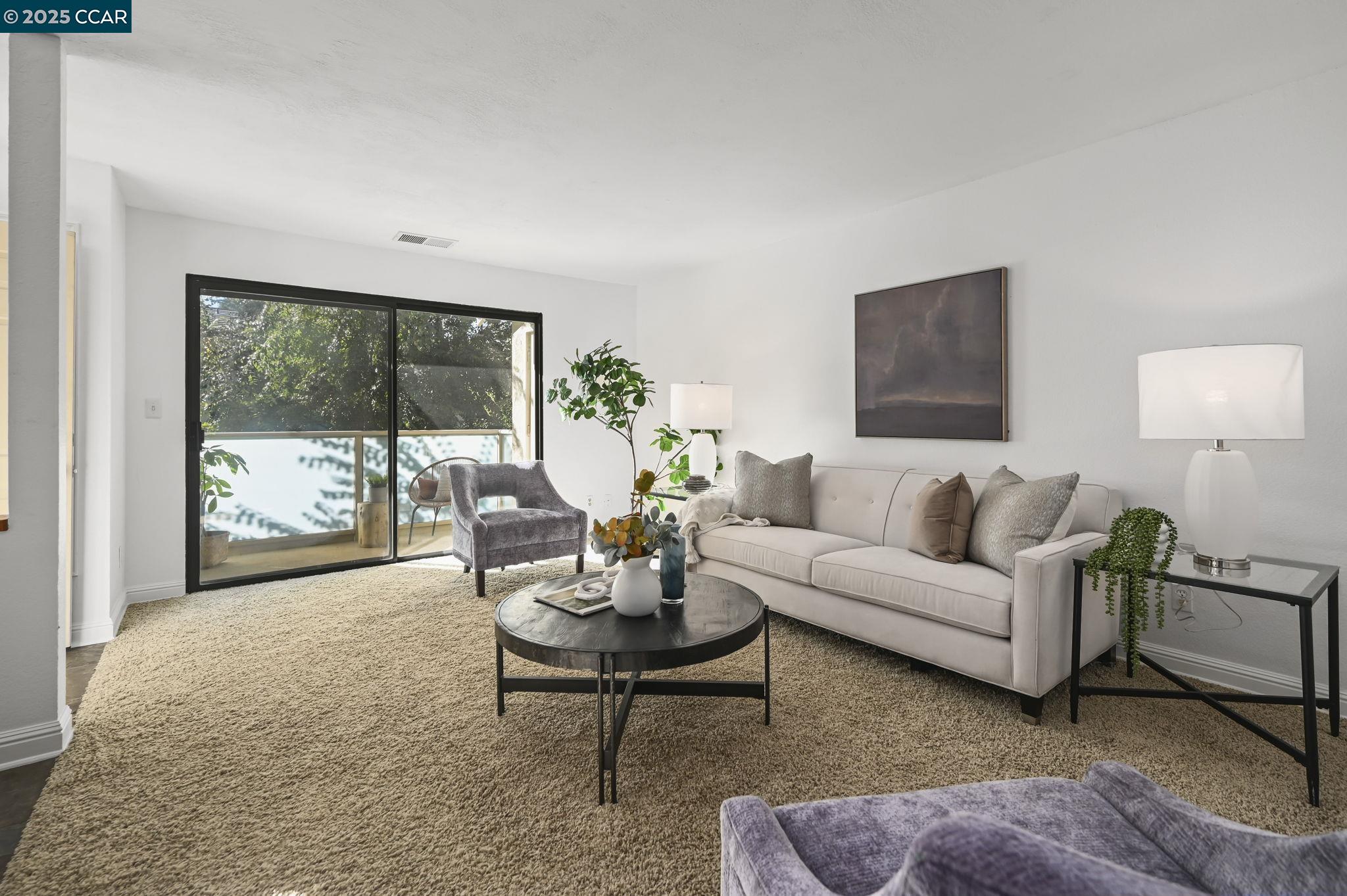 Detail Gallery Image 4 of 35 For 3080 Fostoria Cir, Danville,  CA 94526 - 3 Beds | 2 Baths