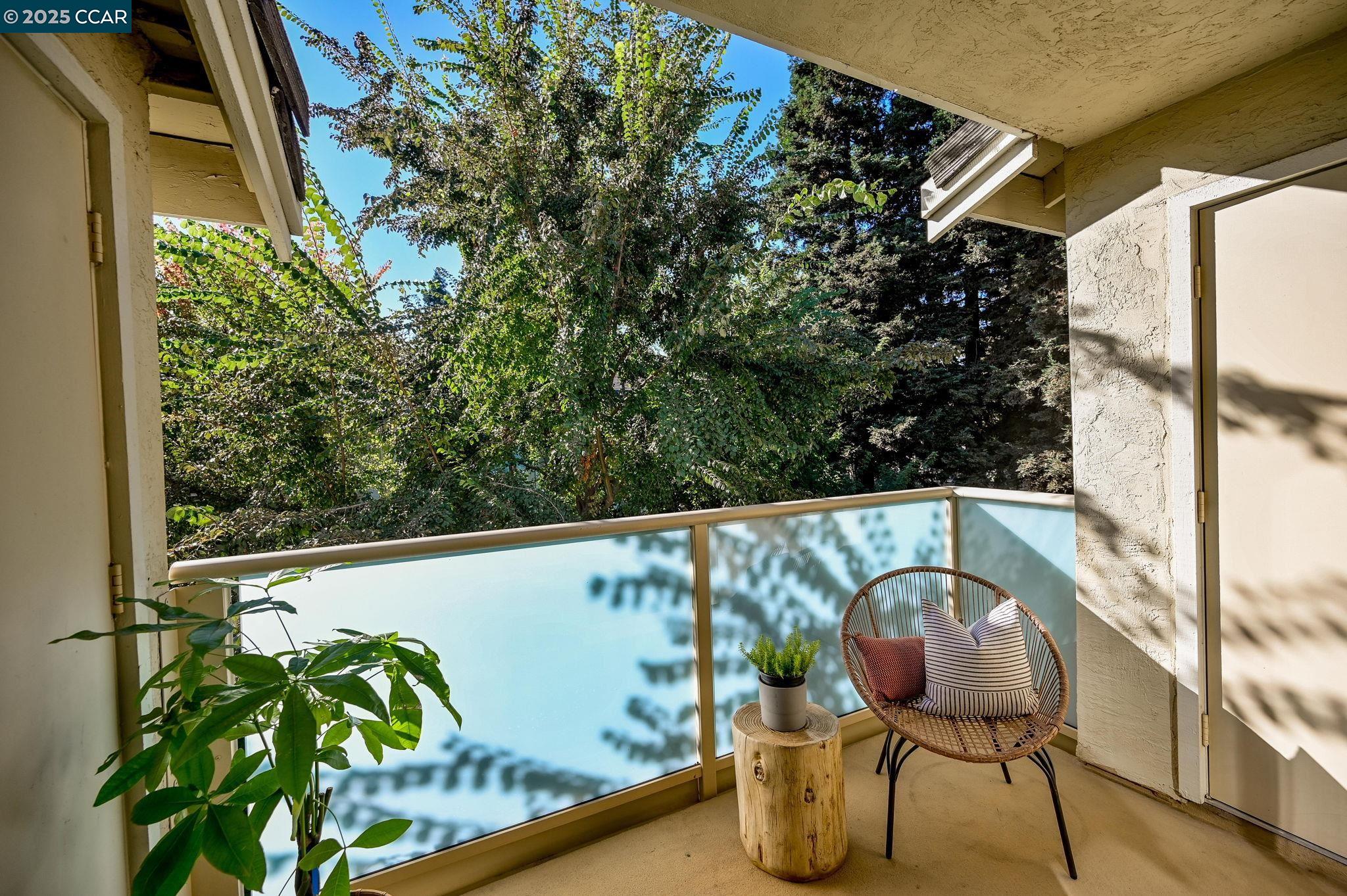 Detail Gallery Image 6 of 35 For 3080 Fostoria Cir, Danville,  CA 94526 - 3 Beds | 2 Baths