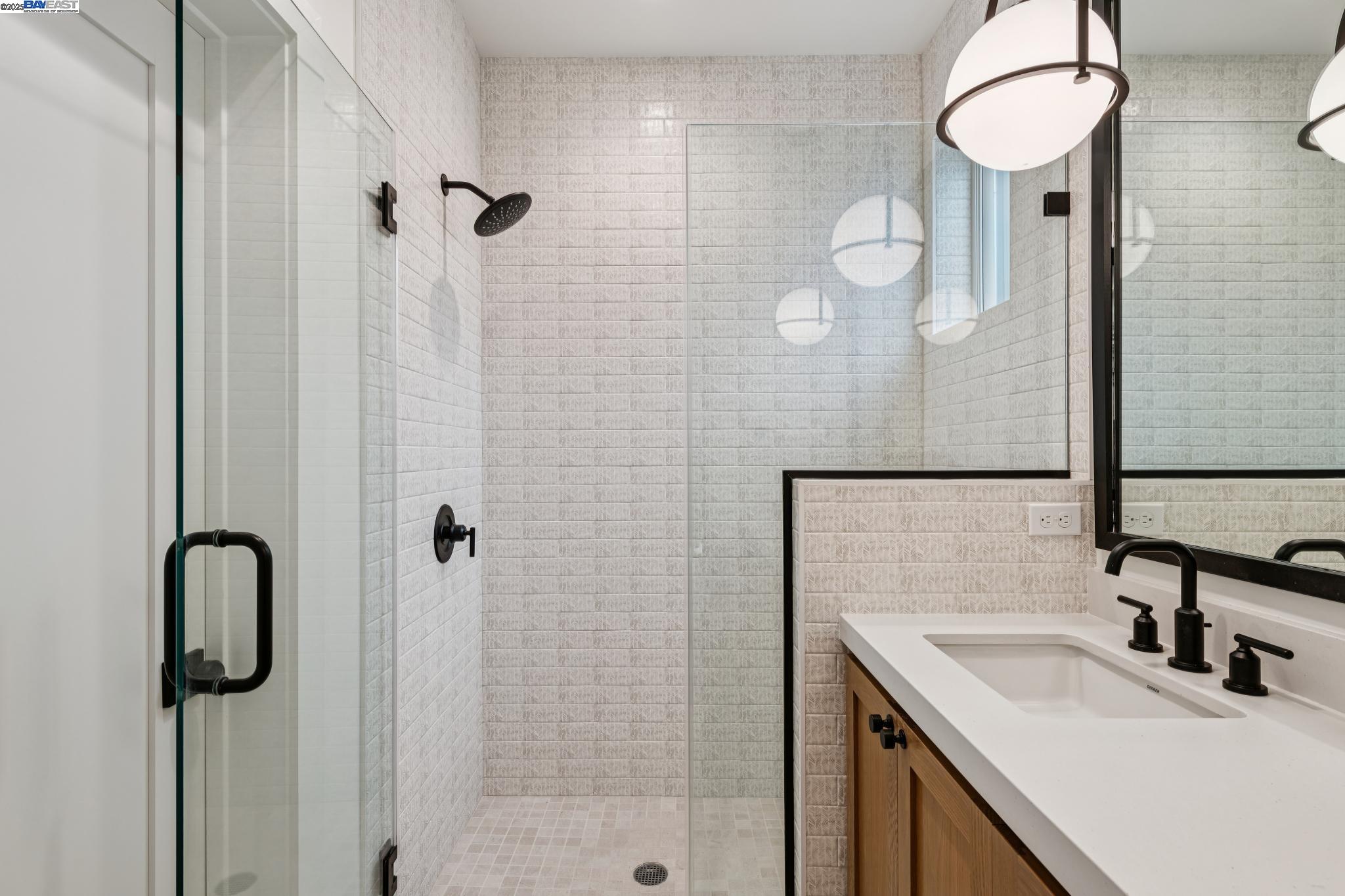 Detail Gallery Image 24 of 45 For 922 Brown Ave, Lafayette,  CA 94549 - 2 Beds | 2/1 Baths