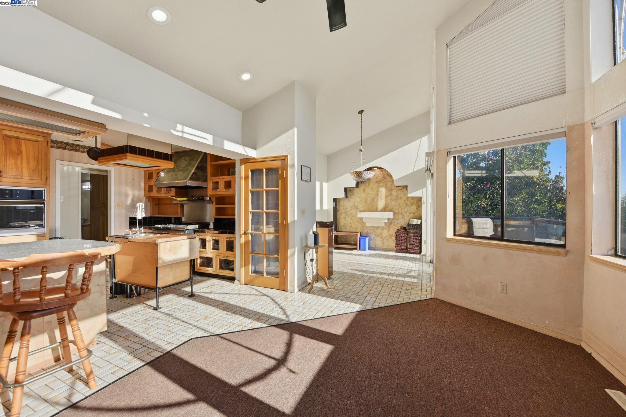 Detail Gallery Image 19 of 47 For 29673 Holiday St, Hayward,  CA 94544 - 5 Beds | 3 Baths