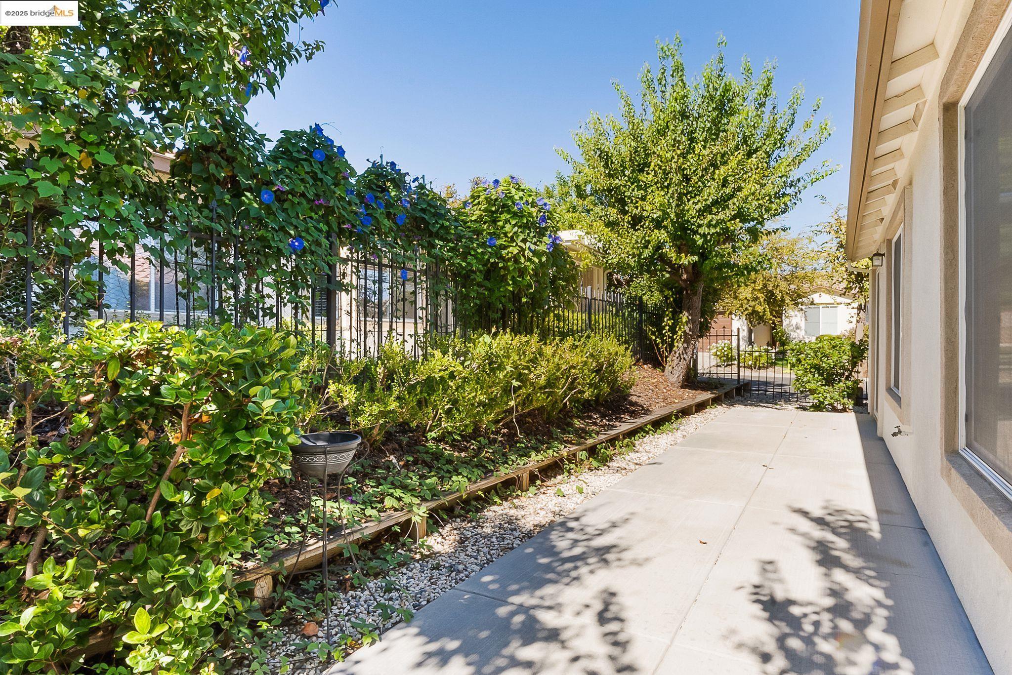 Detail Gallery Image 28 of 31 For 617 Twin Lakes Lane, Rio Vista,  CA 94571-5507 - 3 Beds | 2 Baths