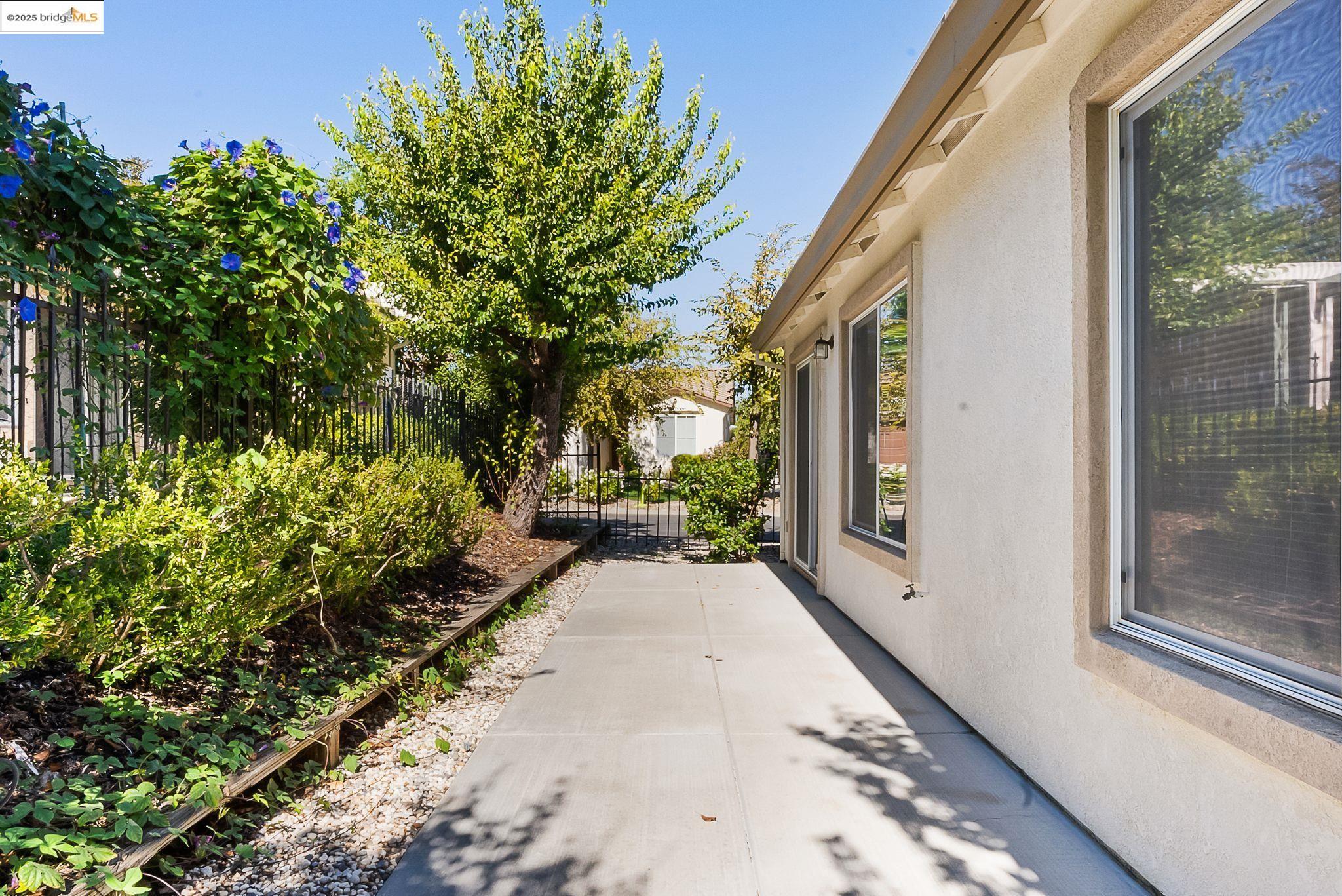 Detail Gallery Image 30 of 31 For 617 Twin Lakes Lane, Rio Vista,  CA 94571-5507 - 3 Beds | 2 Baths