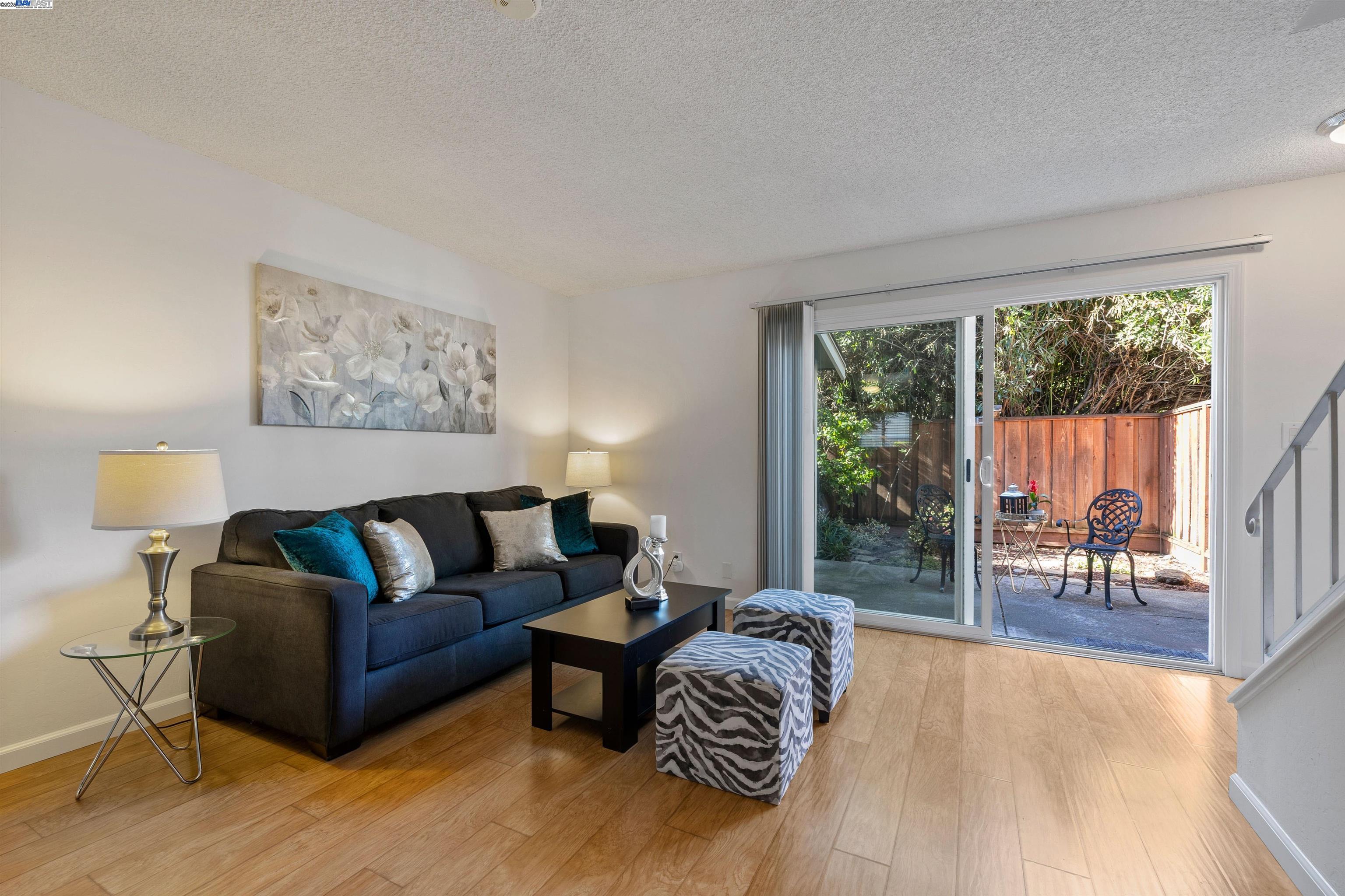 Detail Gallery Image 4 of 60 For 21053 Baker Rd, Castro Valley,  CA 94546 - 2 Beds | 1/1 Baths