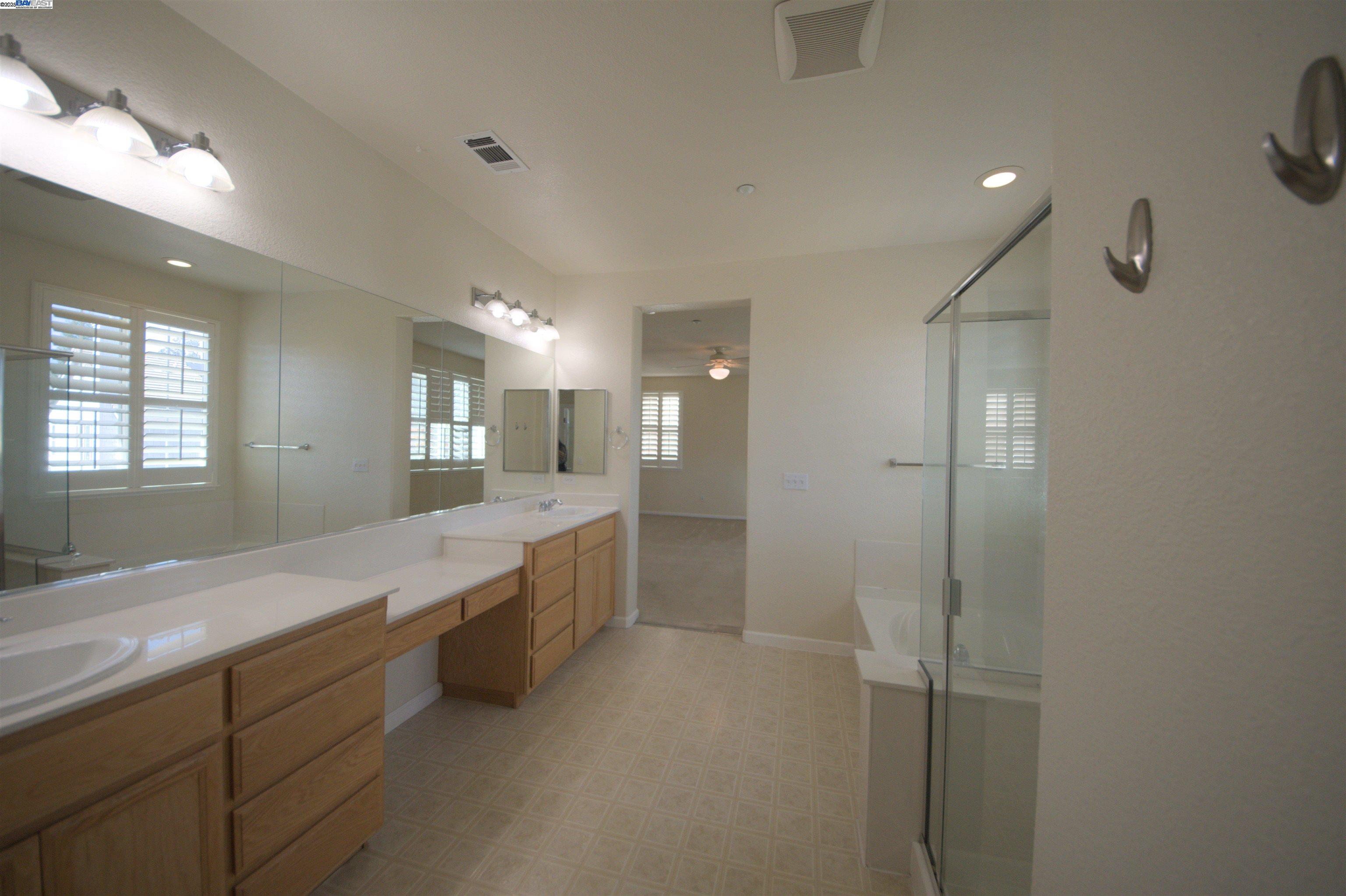 Detail Gallery Image 32 of 50 For 1612 Marina Way, Brentwood,  CA 94513 - 5 Beds | 3 Baths