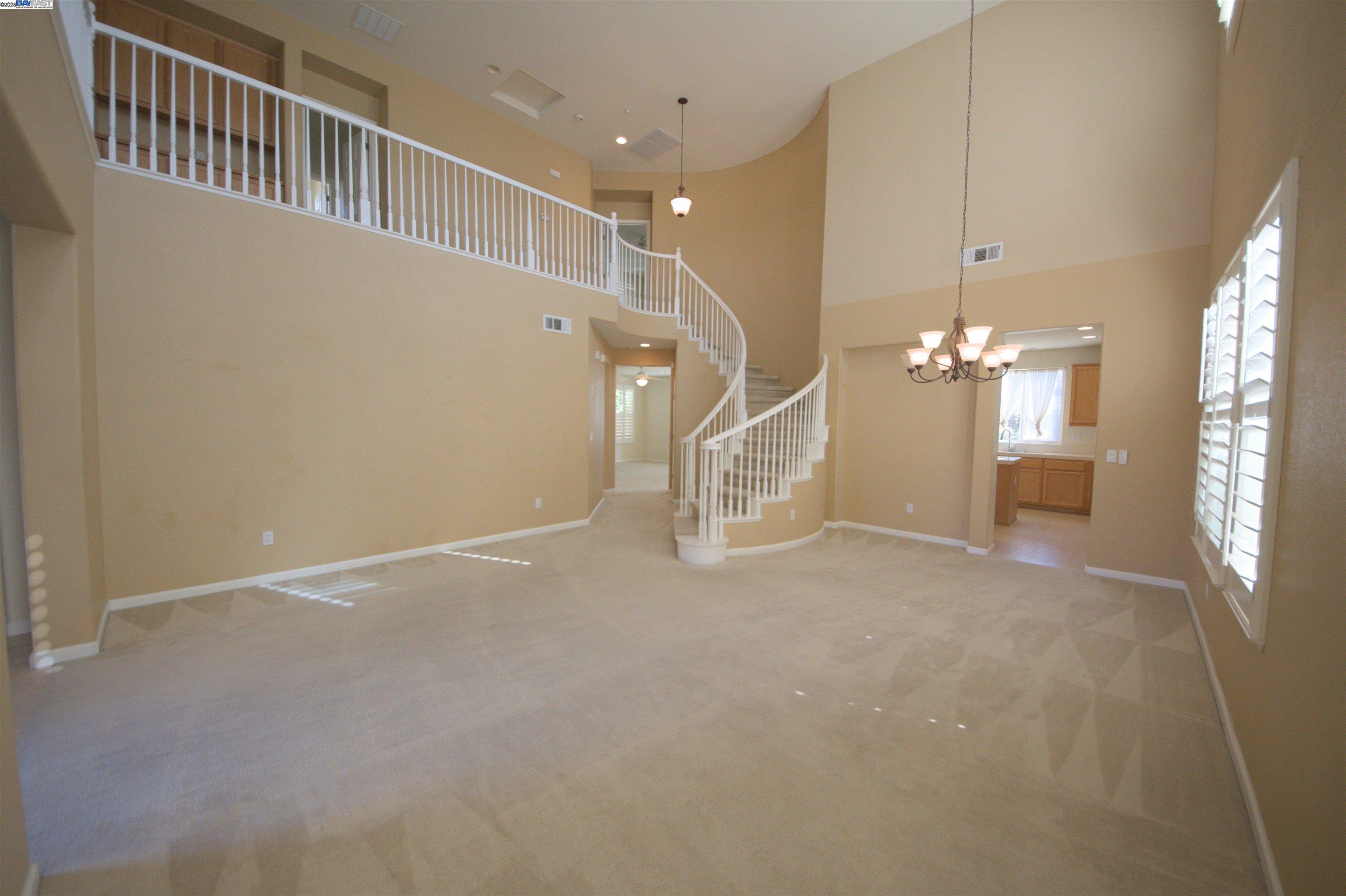 Detail Gallery Image 9 of 50 For 1612 Marina Way, Brentwood,  CA 94513 - 5 Beds | 3 Baths