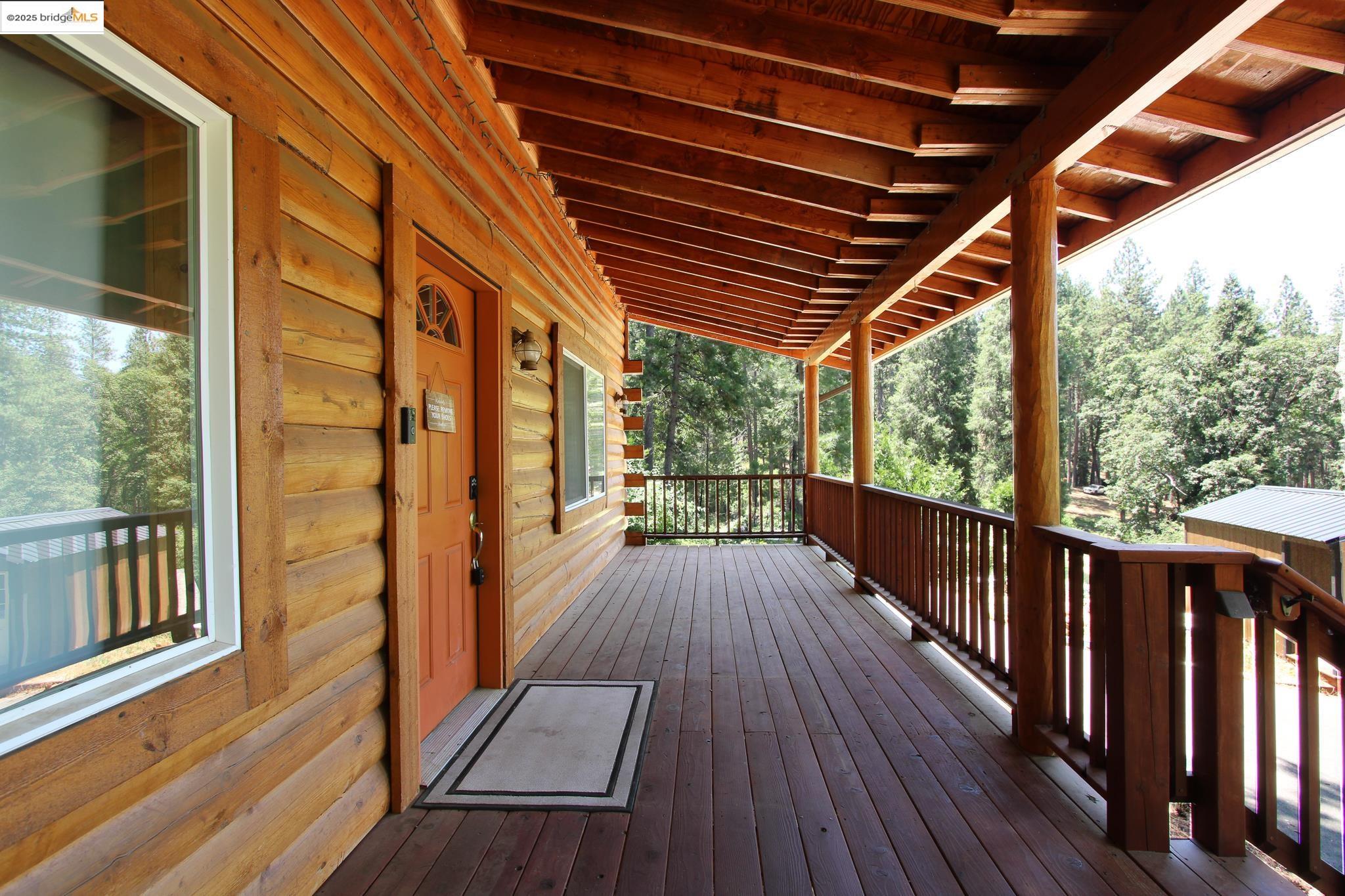 Detail Gallery Image 2 of 41 For 2936 E Highway 4, Murphys,  CA 95247 - 3 Beds | 2 Baths