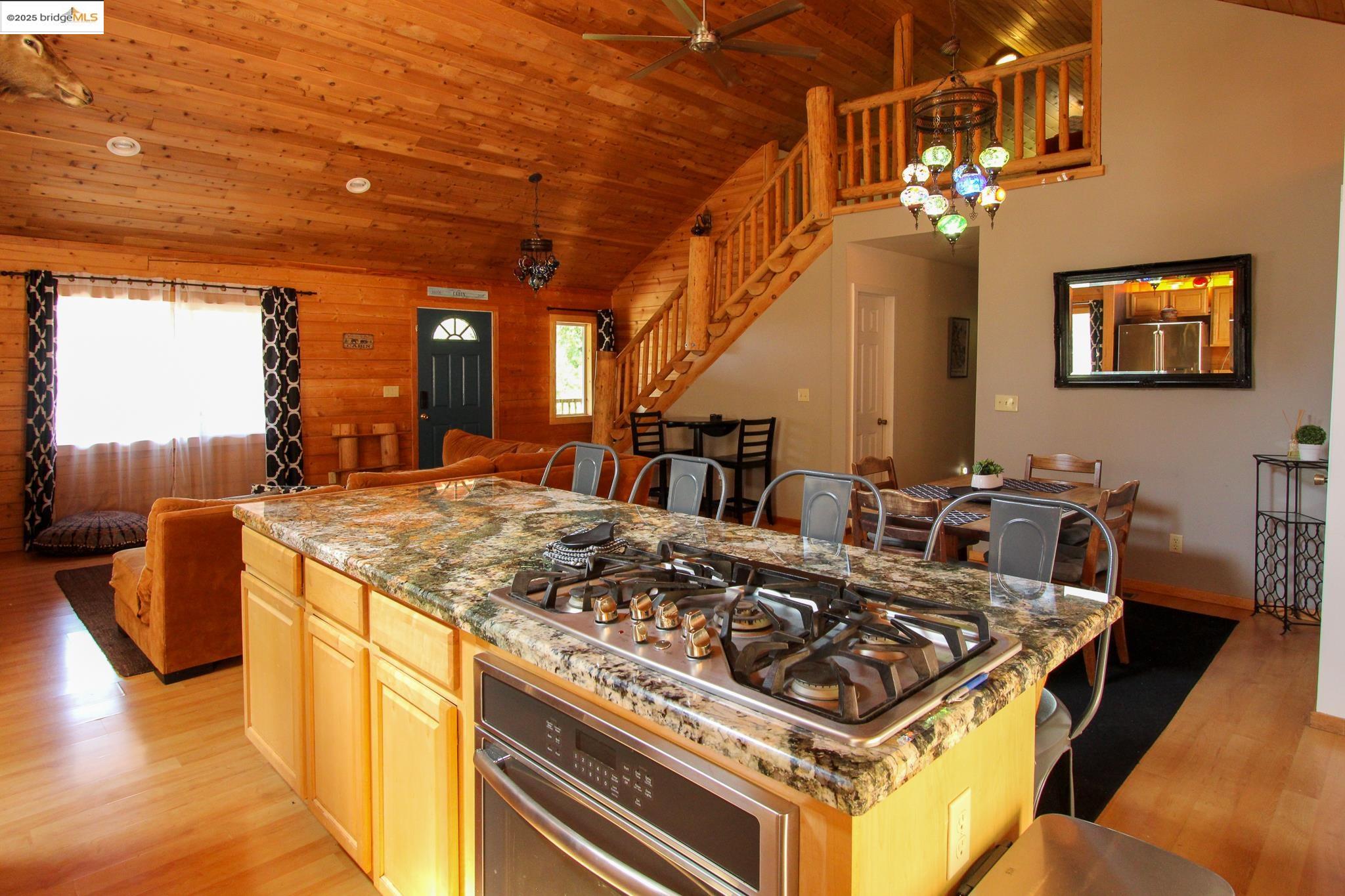 Detail Gallery Image 25 of 41 For 2936 E Highway 4, Murphys,  CA 95247 - 3 Beds | 2 Baths