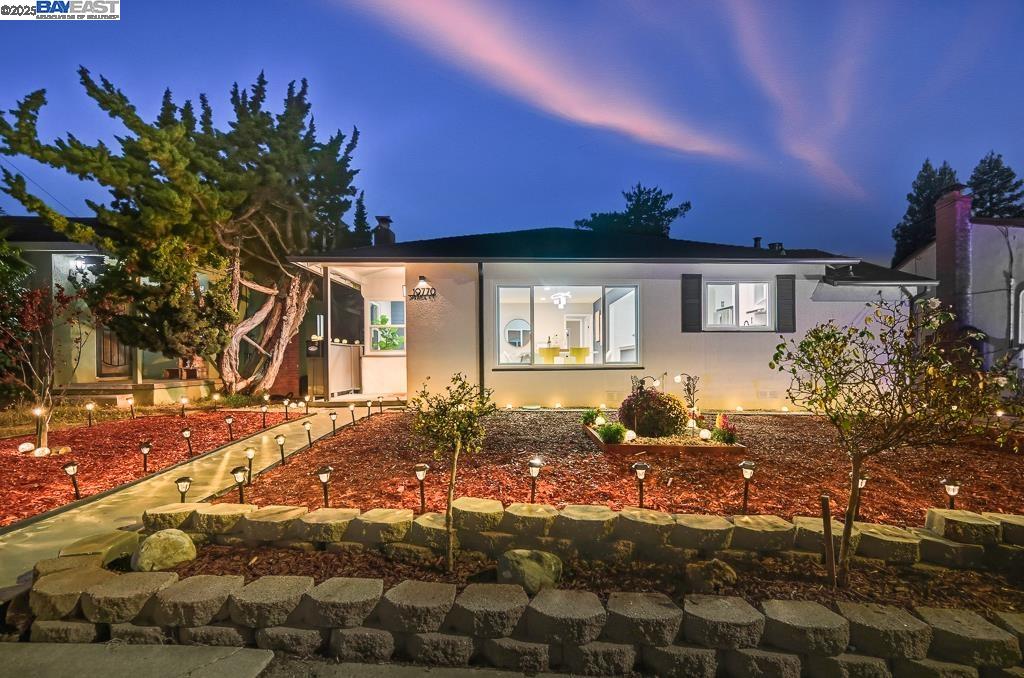 Front Image Thumbnail for BE41115261