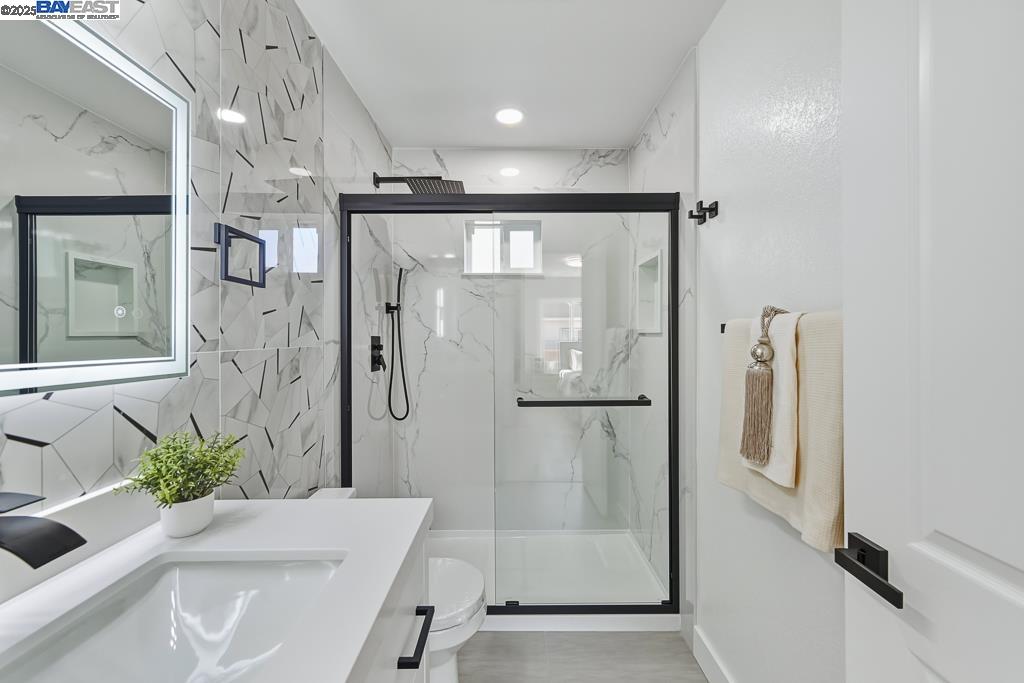 Detail Gallery Image 46 of 60 For 19770 Sprague Ct, Castro Valley,  CA 94546 - 3 Beds | 2 Baths