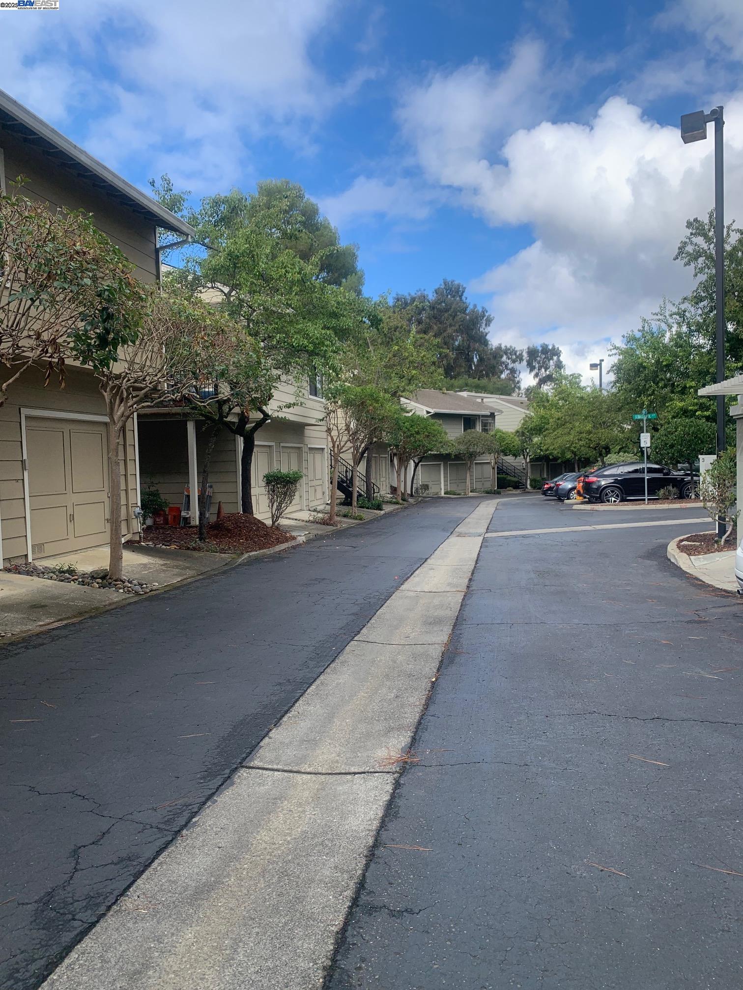 MLS: 41115266 Condo For Sale