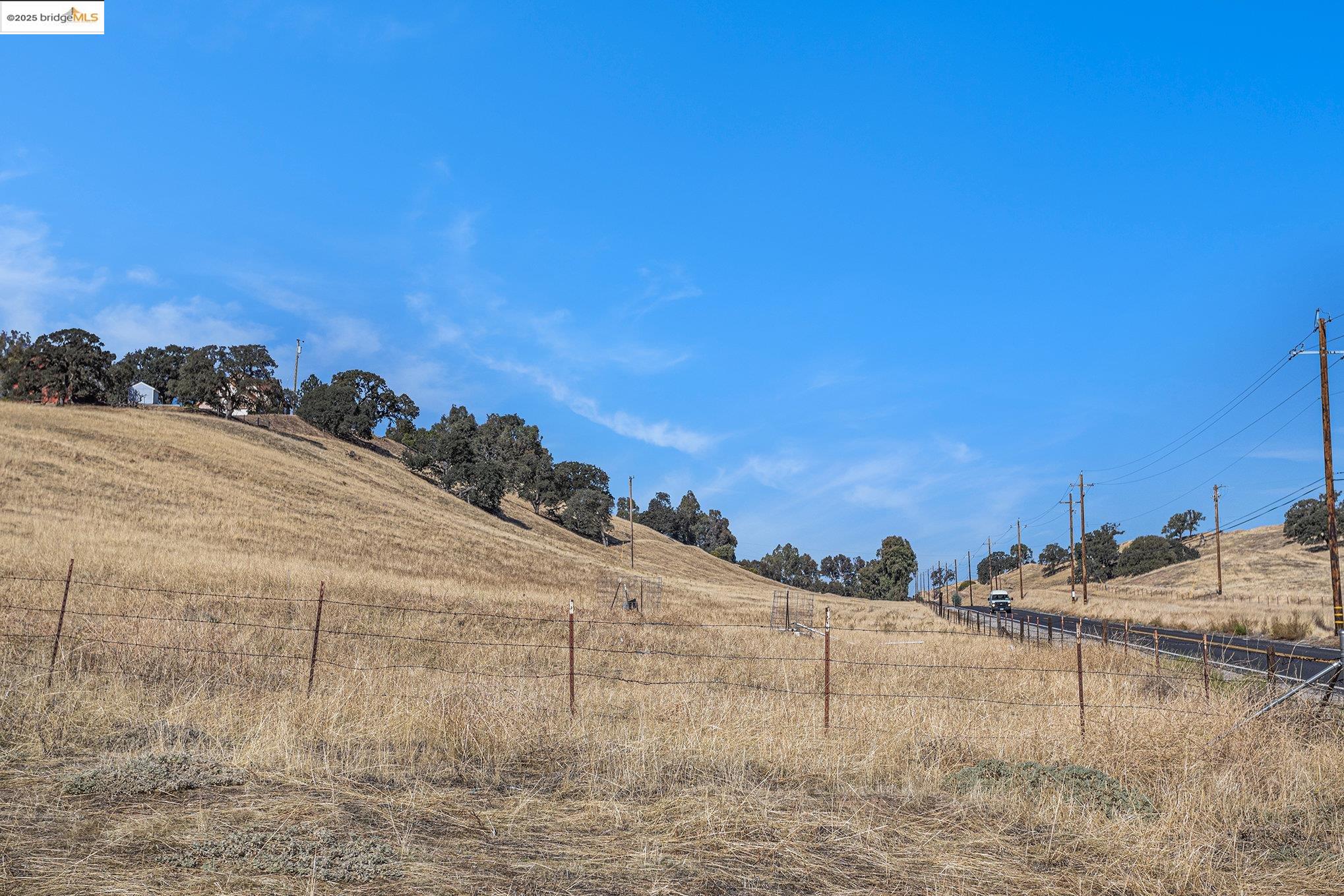 Detail Gallery Image 14 of 60 For 540 Camino Diablo, Brentwood,  CA 94513 - 4 Beds | 2/1 Baths