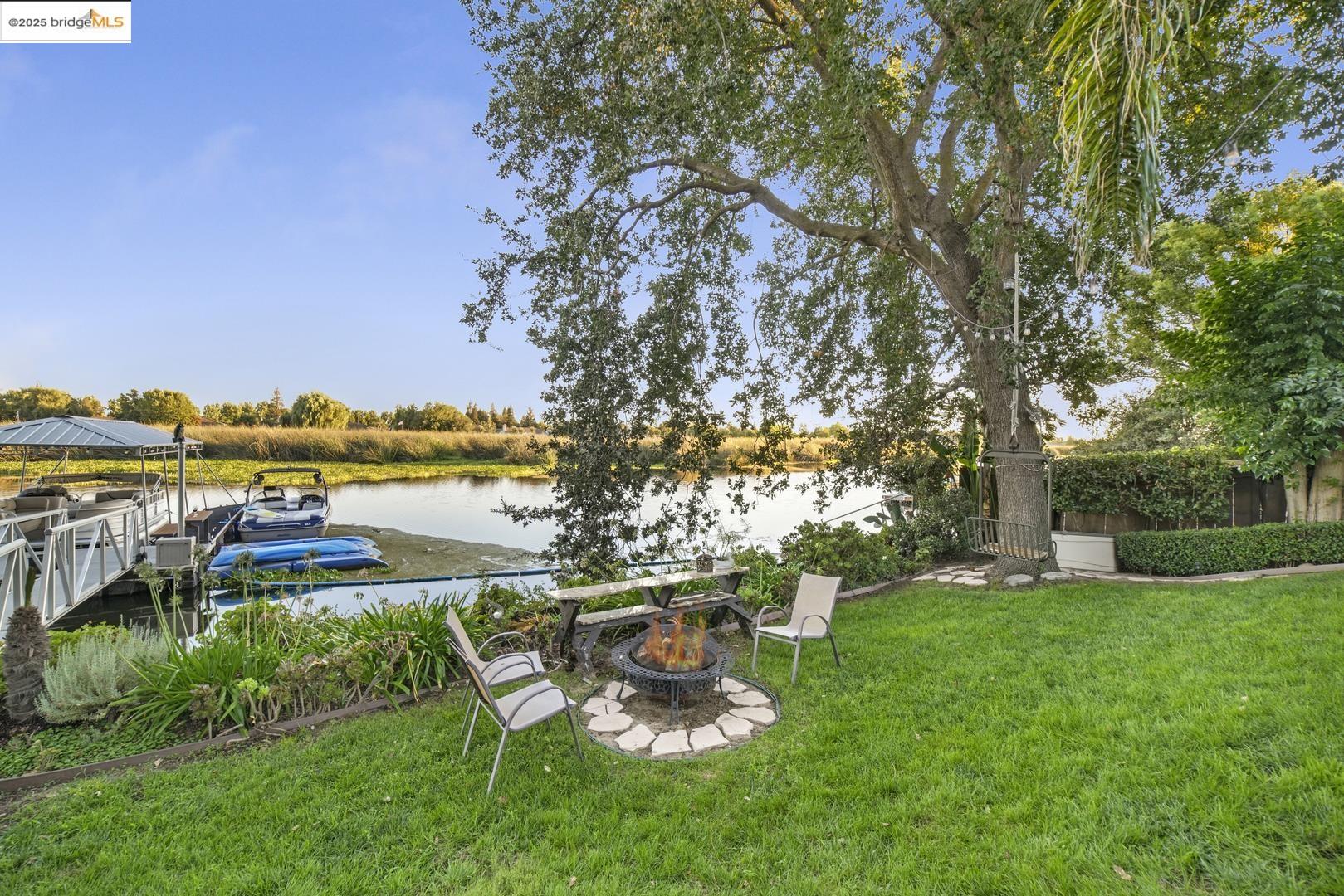 Detail Gallery Image 3 of 60 For 3604 Fourteen Mile Dr, Stockton,  CA 95219 - 5 Beds | 3 Baths