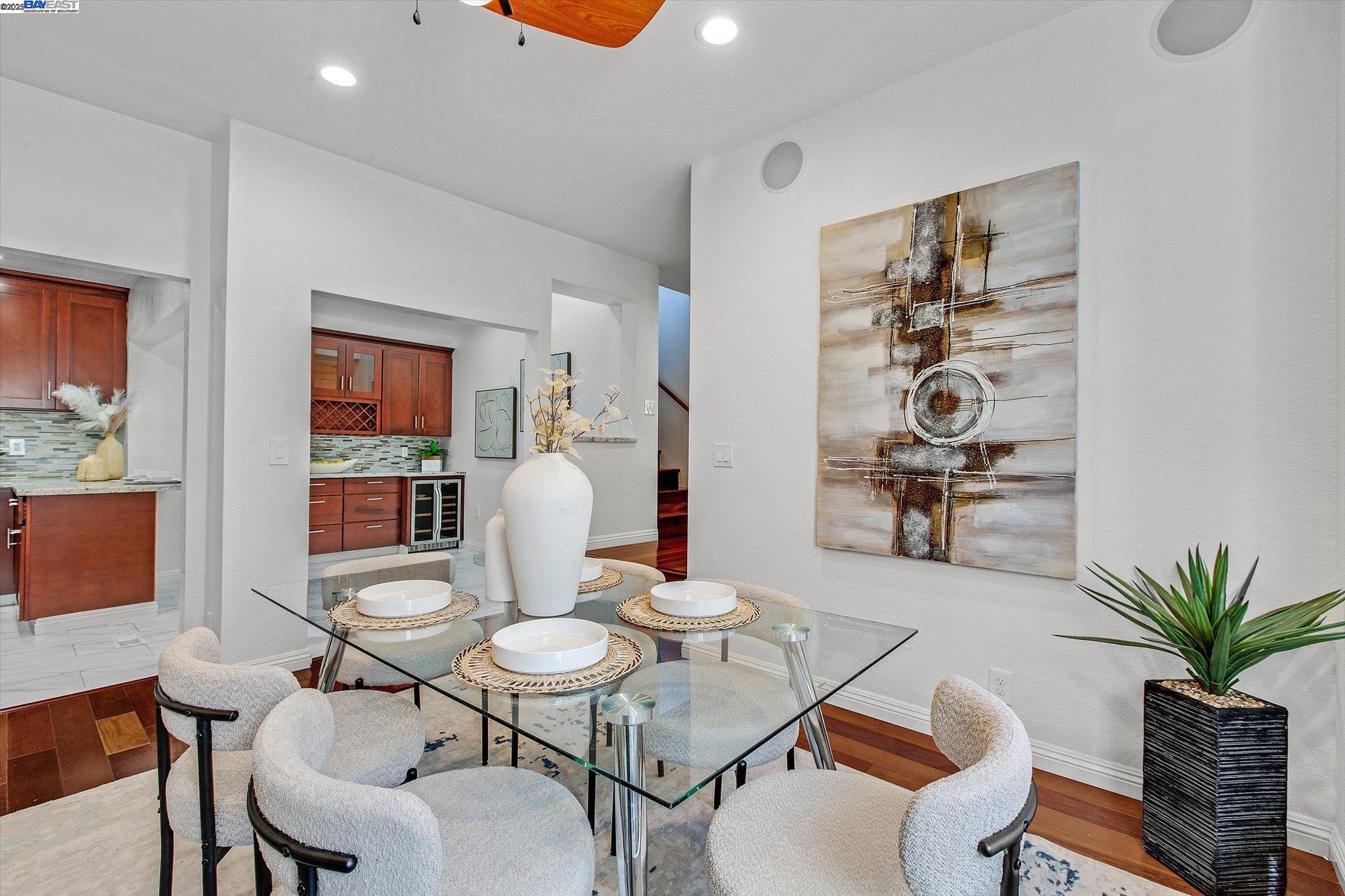 Detail Gallery Image 5 of 37 For 600 Praderia Cir, Fremont,  CA 94539 - 3 Beds | 3 Baths