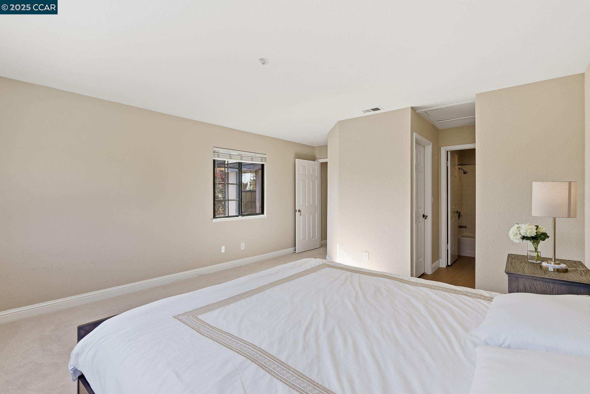 Detail Gallery Image 37 of 48 For 121 Haslemere Ct, Lafayette,  CA 94549 - 3 Beds | 3 Baths