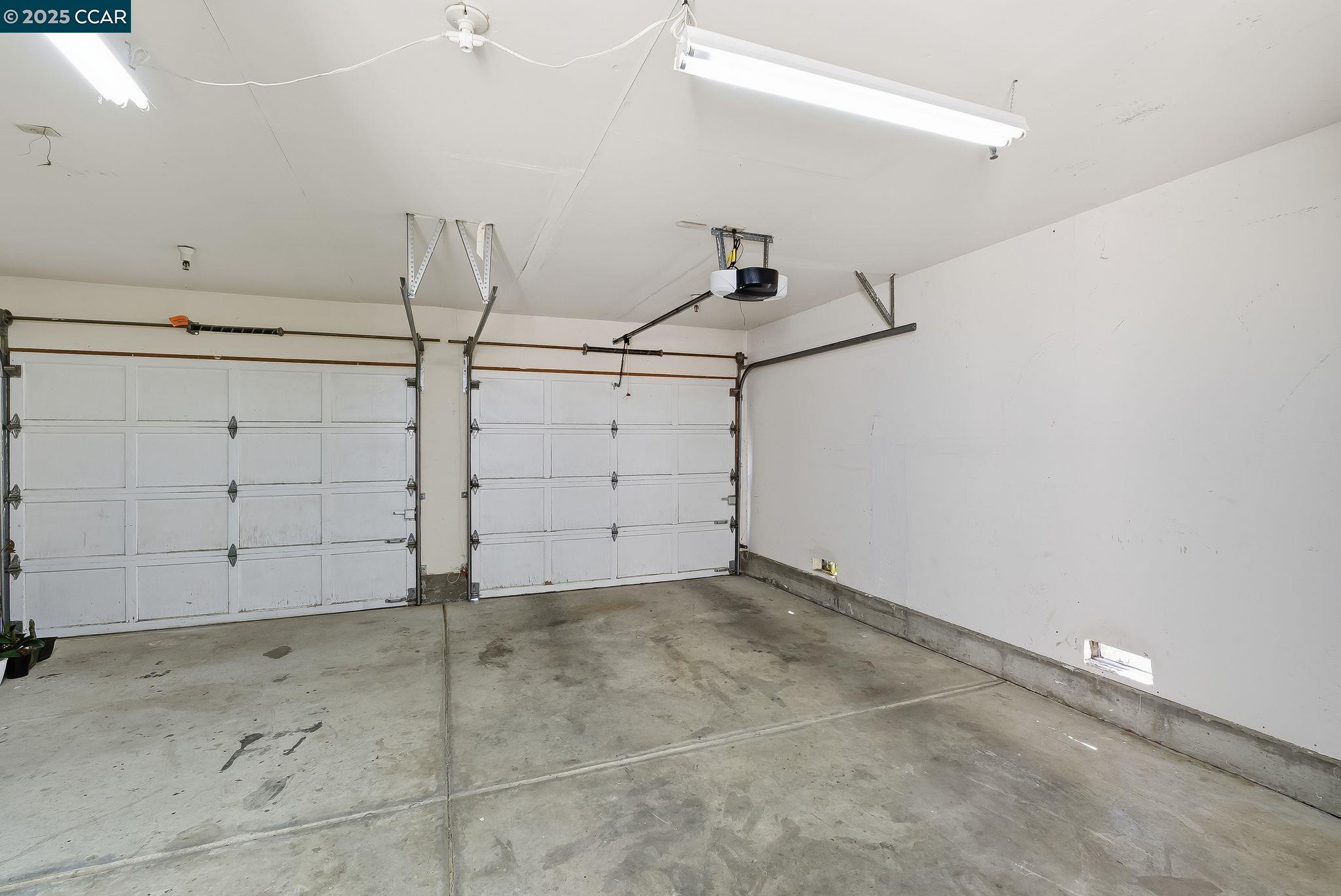 Detail Gallery Image 39 of 48 For 121 Haslemere Ct, Lafayette,  CA 94549 - 3 Beds | 3 Baths