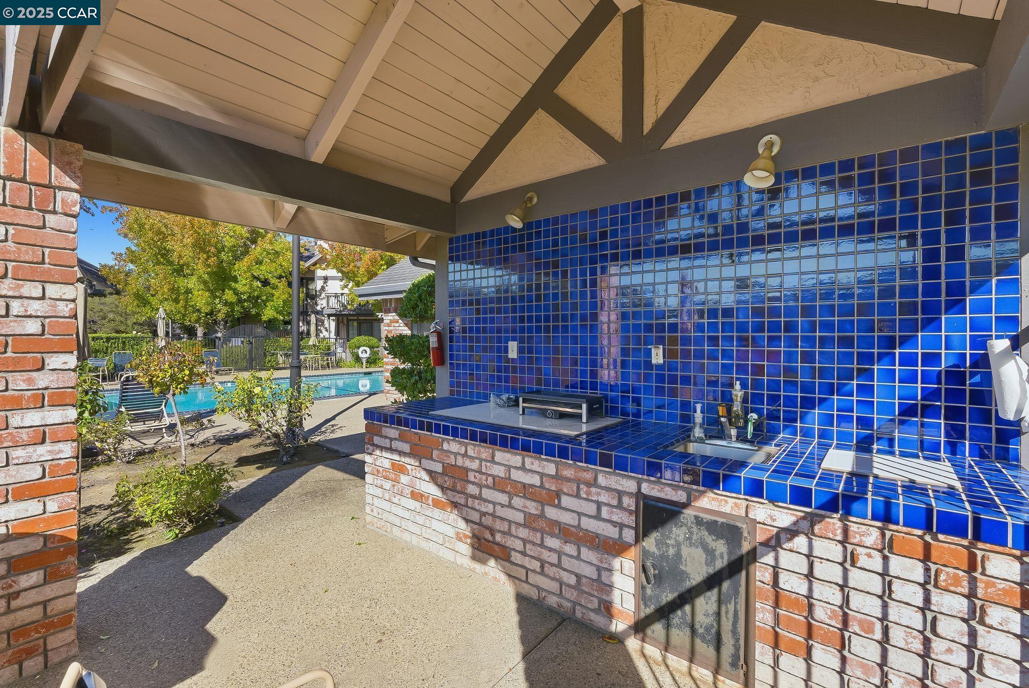 Detail Gallery Image 44 of 48 For 121 Haslemere Ct, Lafayette,  CA 94549 - 3 Beds | 3 Baths