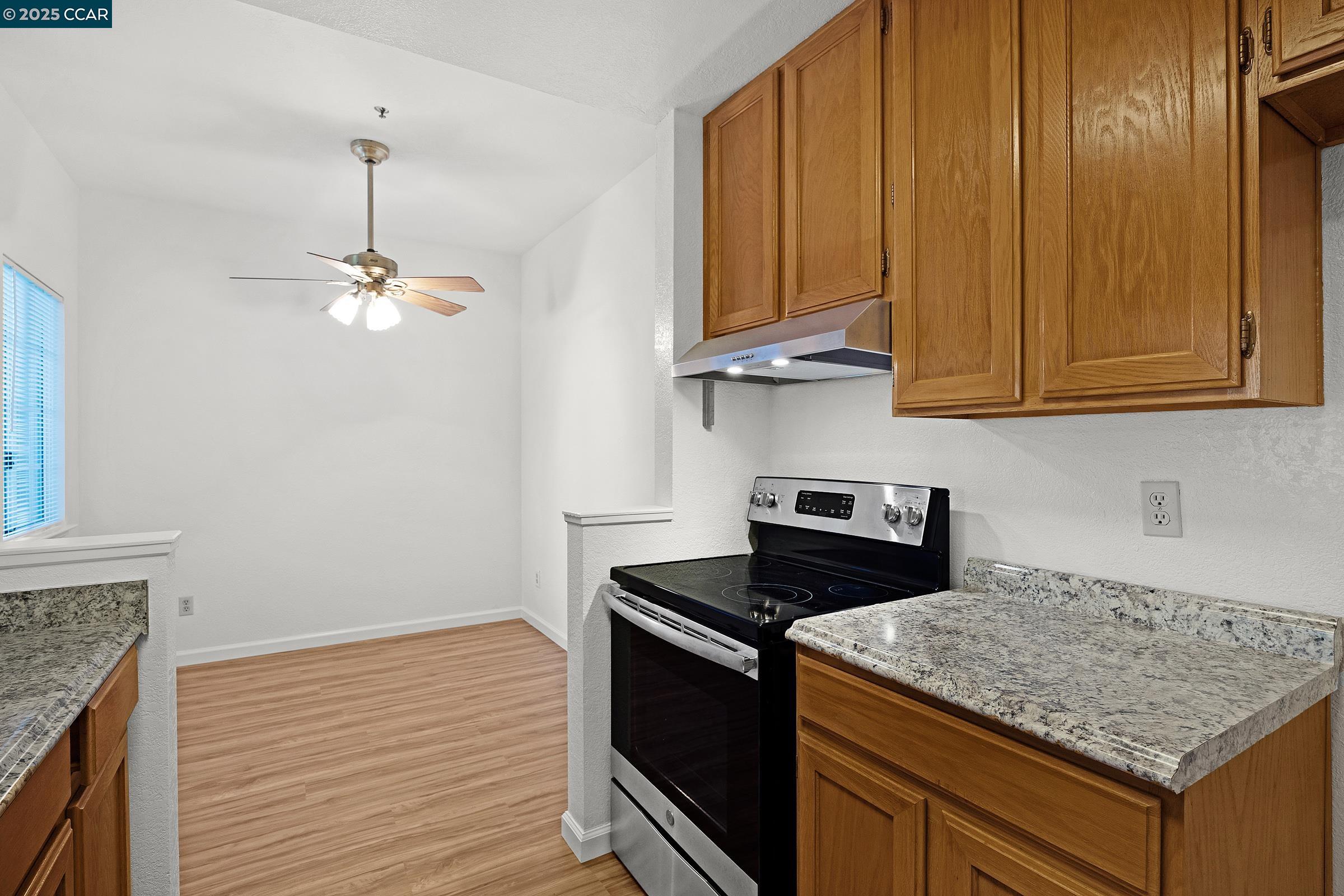 Detail Gallery Image 11 of 33 For 603 Waterford Pl, Pinole,  CA 94564 - 1 Beds | 1 Baths