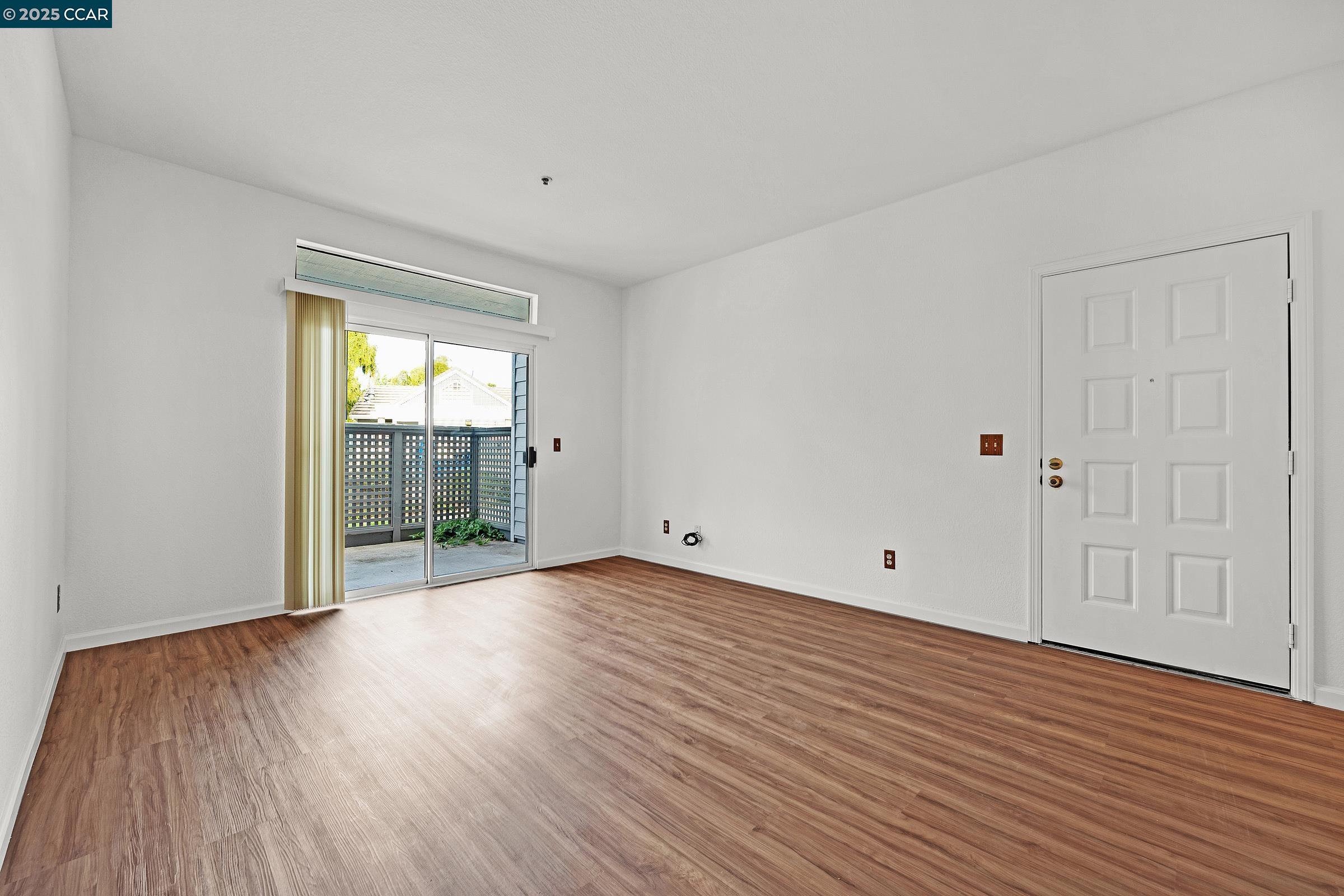 Detail Gallery Image 7 of 33 For 603 Waterford Pl, Pinole,  CA 94564 - 1 Beds | 1 Baths