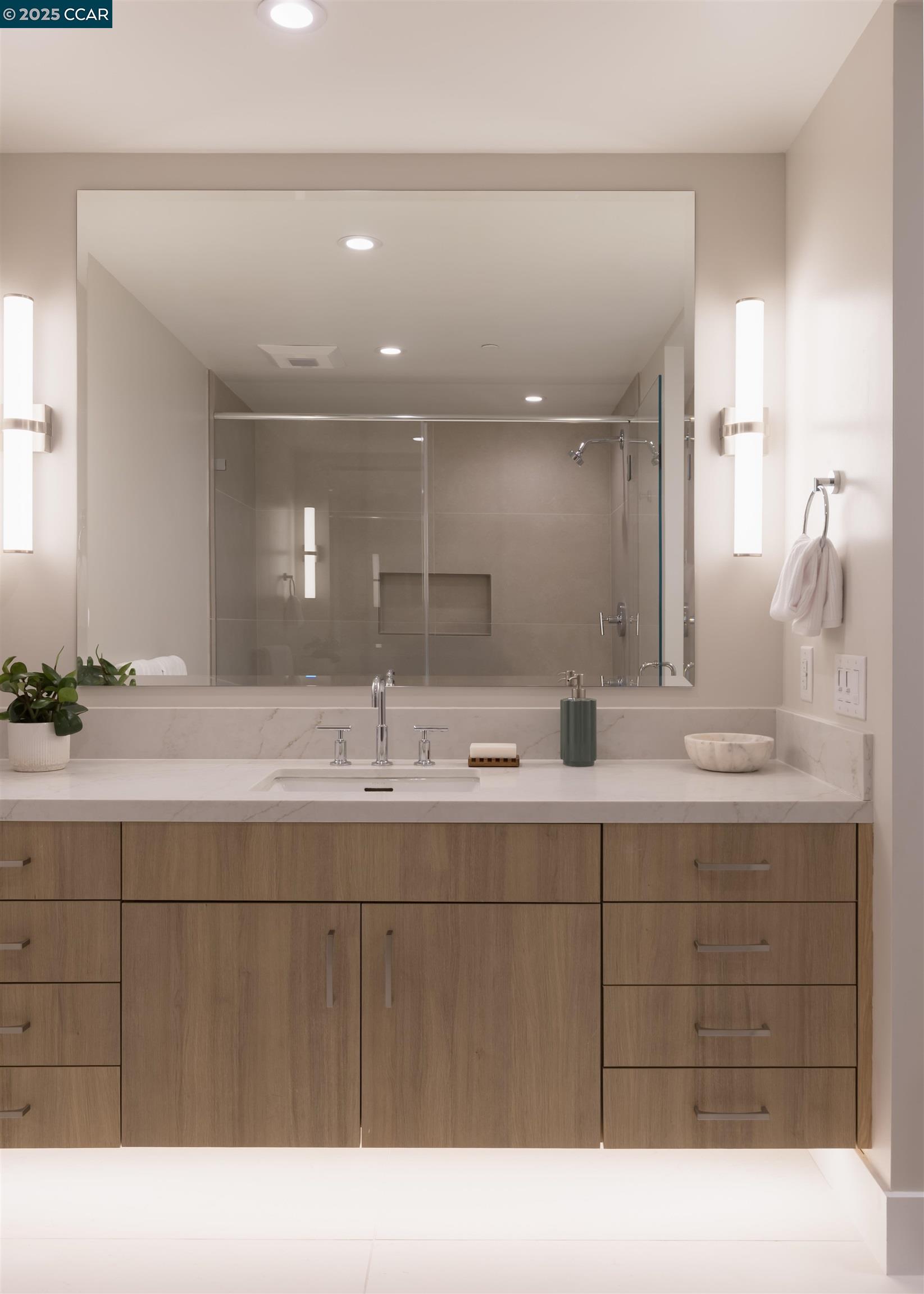 Detail Gallery Image 13 of 24 For 375 W El Pintado Rd #201,  Danville,  CA 94526 - 2 Beds | 2 Baths