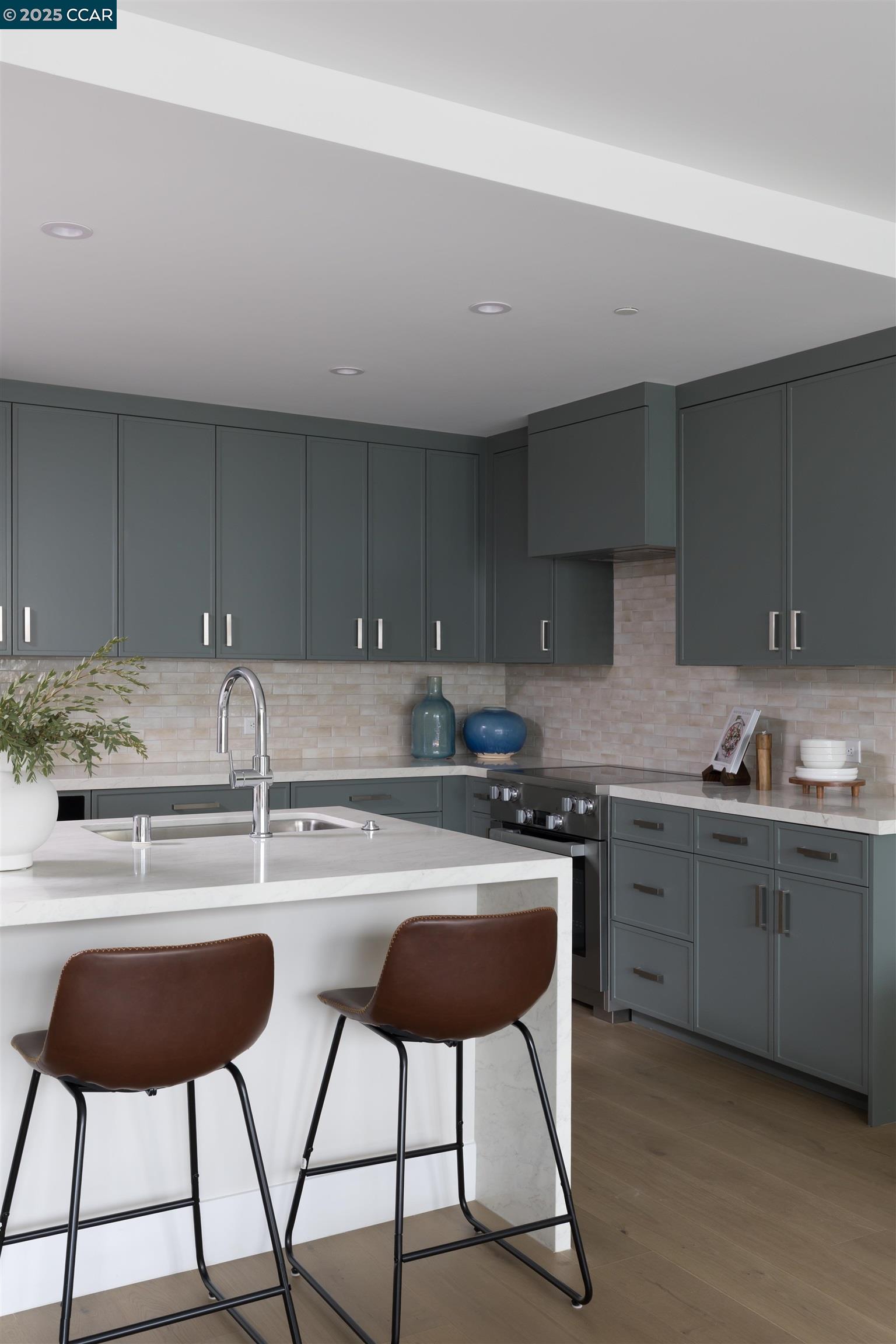 Detail Gallery Image 7 of 24 For 375 W El Pintado Rd #201,  Danville,  CA 94526 - 2 Beds | 2 Baths