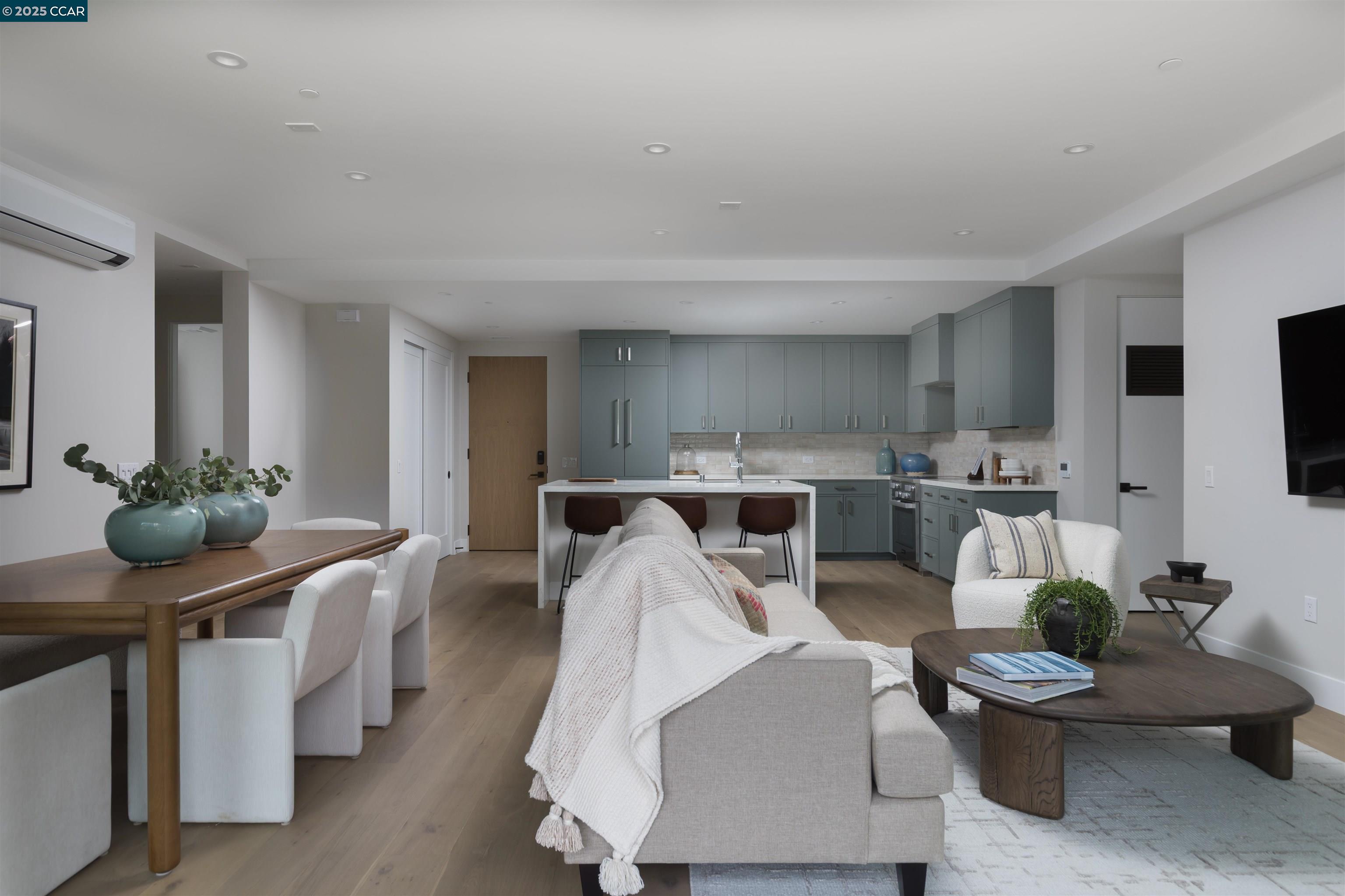 Detail Gallery Image 8 of 24 For 375 W El Pintado Rd #201,  Danville,  CA 94526 - 2 Beds | 2 Baths