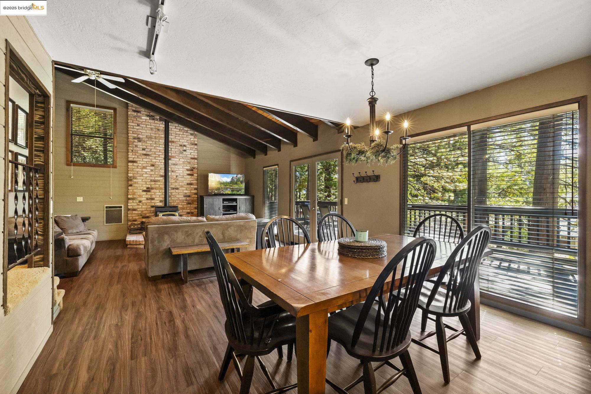 Detail Gallery Image 5 of 28 For 28838 Snowhite Ridge Drive, Cold Springs,  CA 95335 - 3 Beds | 2 Baths