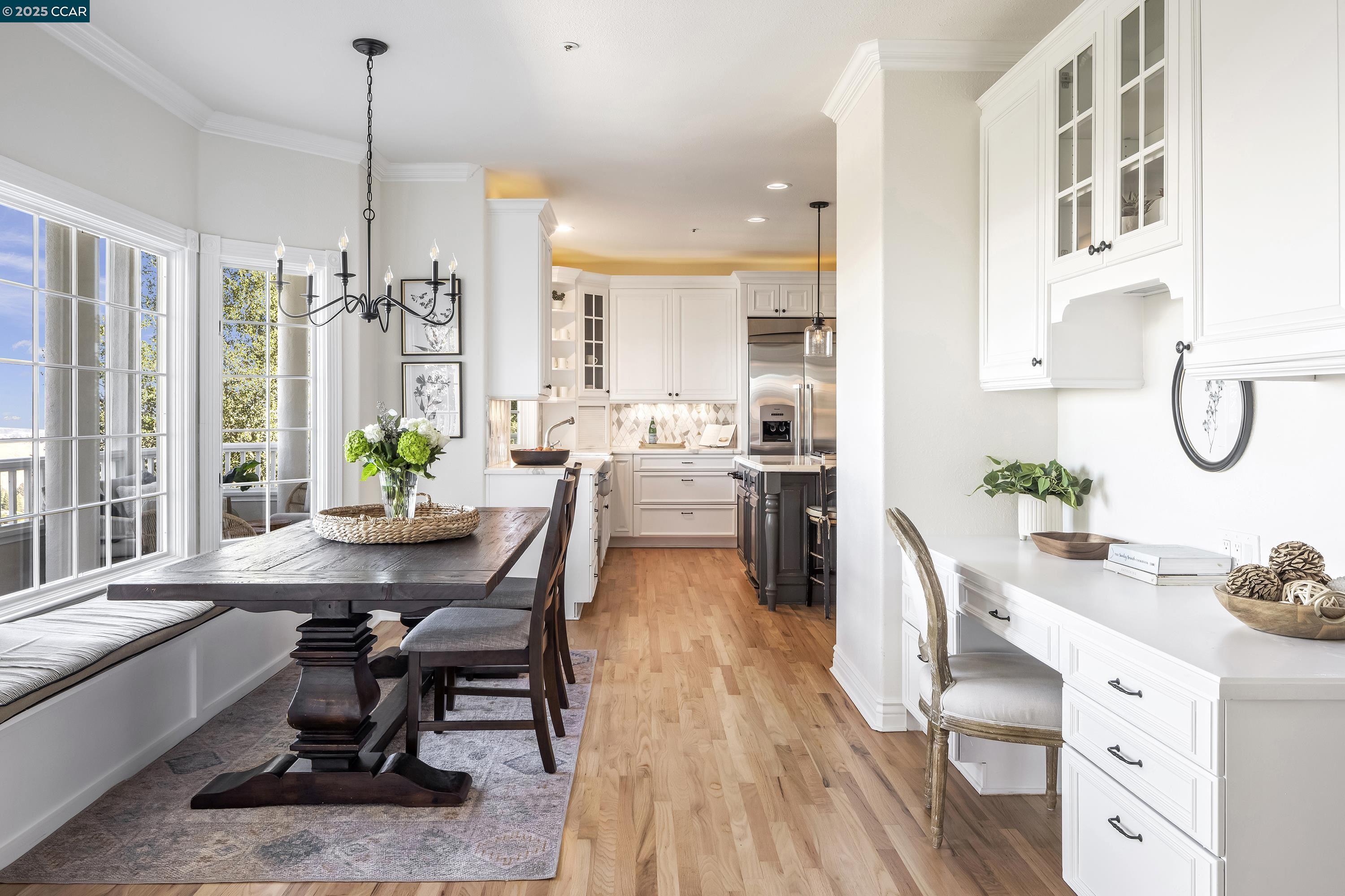 Detail Gallery Image 12 of 41 For 75 Donald Drive, Orinda,  CA 94563-3649 - 6 Beds | 5/1 Baths