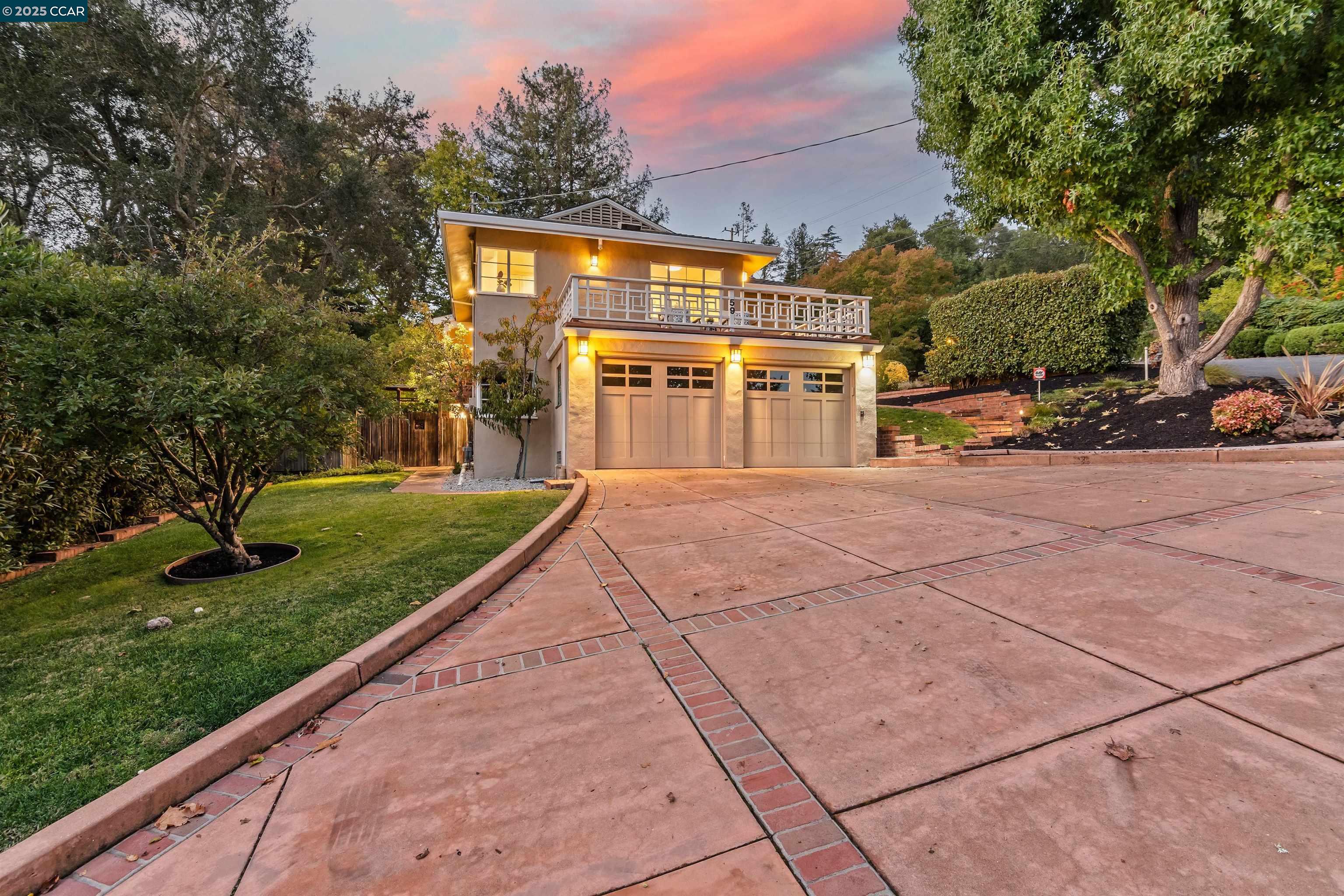 Detail Gallery Image 10 of 60 For 59 Hacienda Cir, Orinda,  CA 94563 - 4 Beds | 4/1 Baths