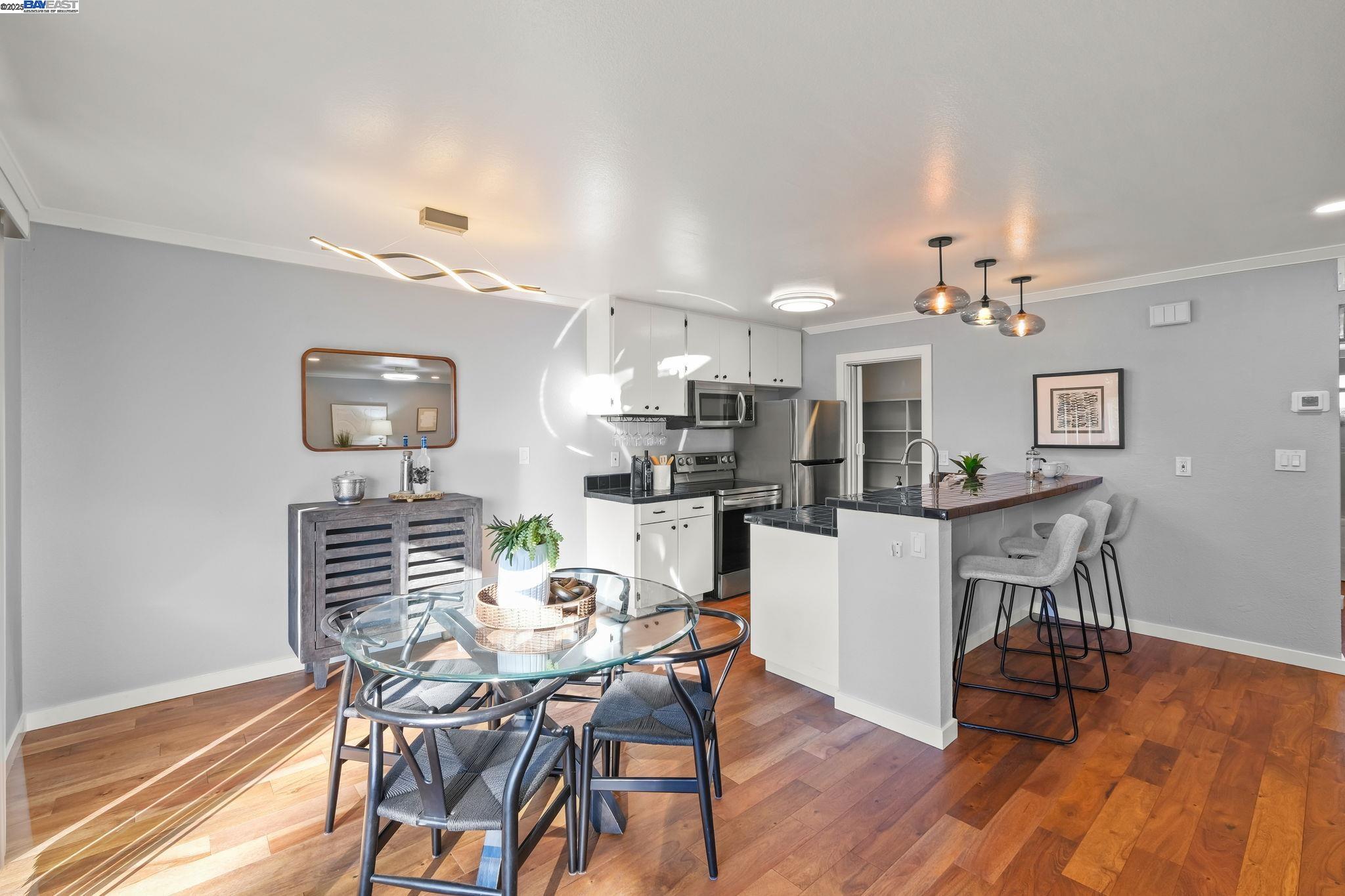 Detail Gallery Image 11 of 28 For 9085 Alcosta Blvd #334,  San Ramon,  CA 94583 - 2 Beds | 1 Baths