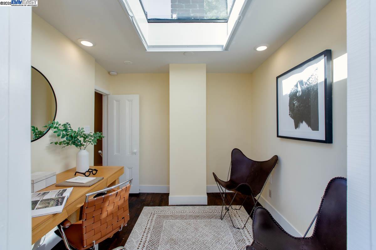 Detail Gallery Image 34 of 60 For 1238 Versailles Ave, Alameda,  CA 94501 - 6 Beds | 4/1 Baths