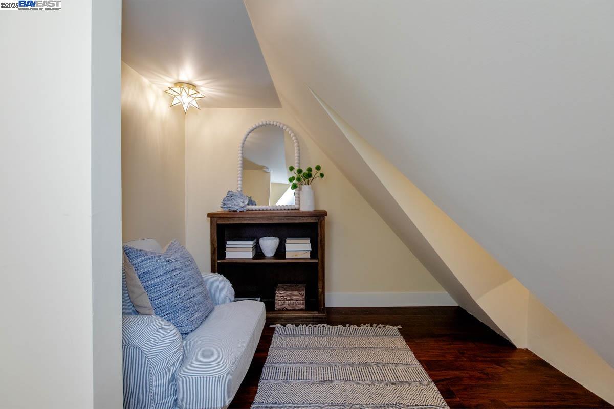 Detail Gallery Image 44 of 60 For 1238 Versailles Ave, Alameda,  CA 94501 - 6 Beds | 4/1 Baths