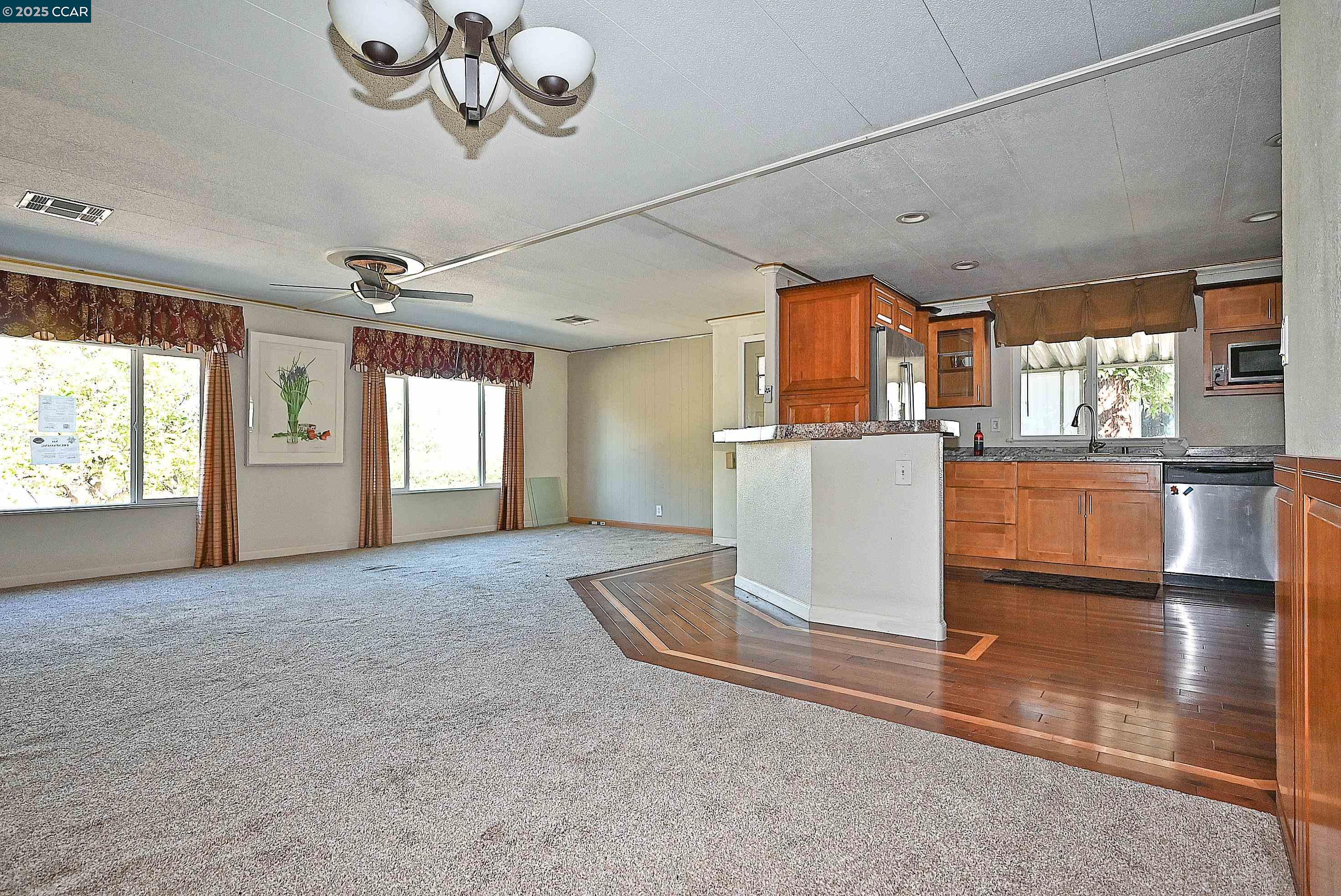 Detail Gallery Image 17 of 38 For 301 Avenida Flores, Pacheco,  CA 94553 - 2 Beds | 2 Baths