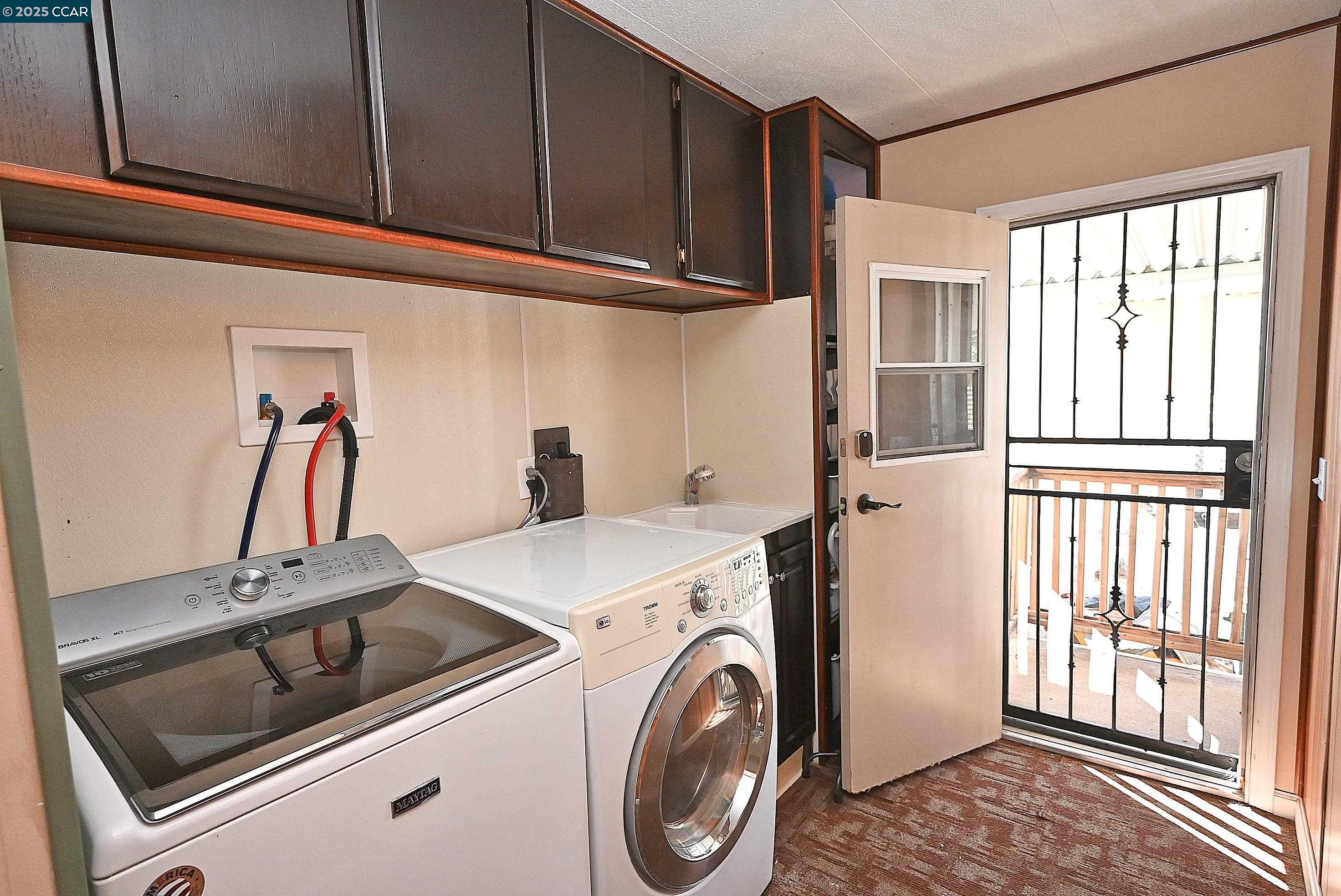 Detail Gallery Image 25 of 38 For 301 Avenida Flores, Pacheco,  CA 94553 - 2 Beds | 2 Baths