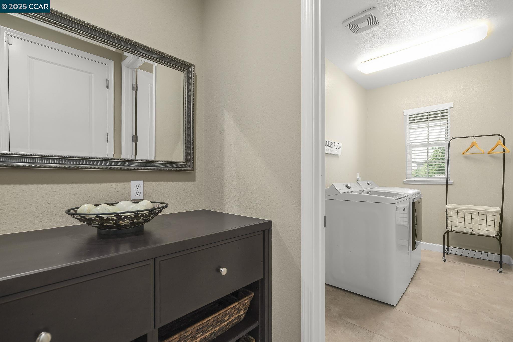 Detail Gallery Image 16 of 31 For 490 Stratford Ct, Brentwood,  CA 94513 - 4 Beds | 3/1 Baths