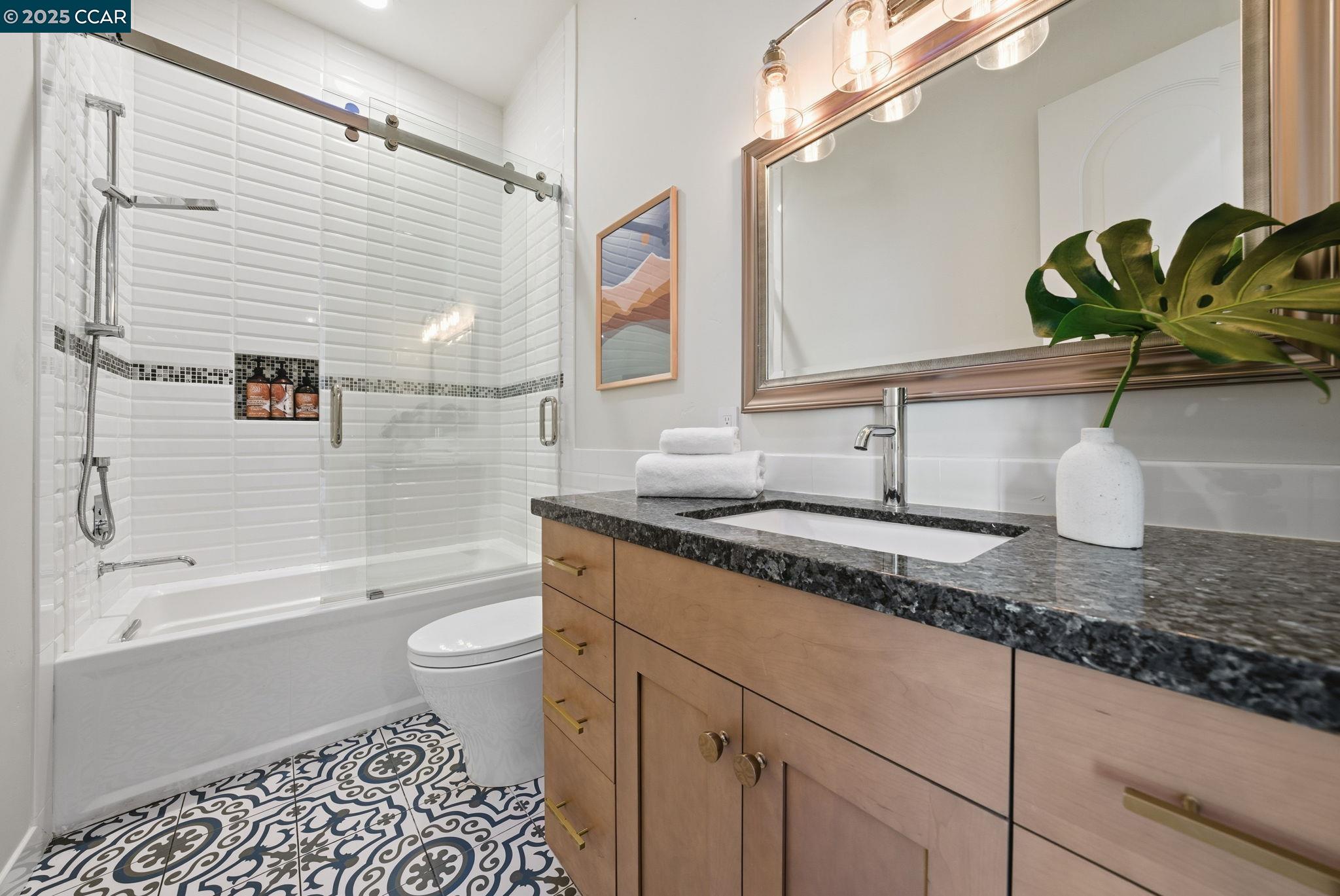 Detail Gallery Image 26 of 60 For 8 Quiet Country Lane, Danville,  CA 94526 - 5 Beds | 6 Baths