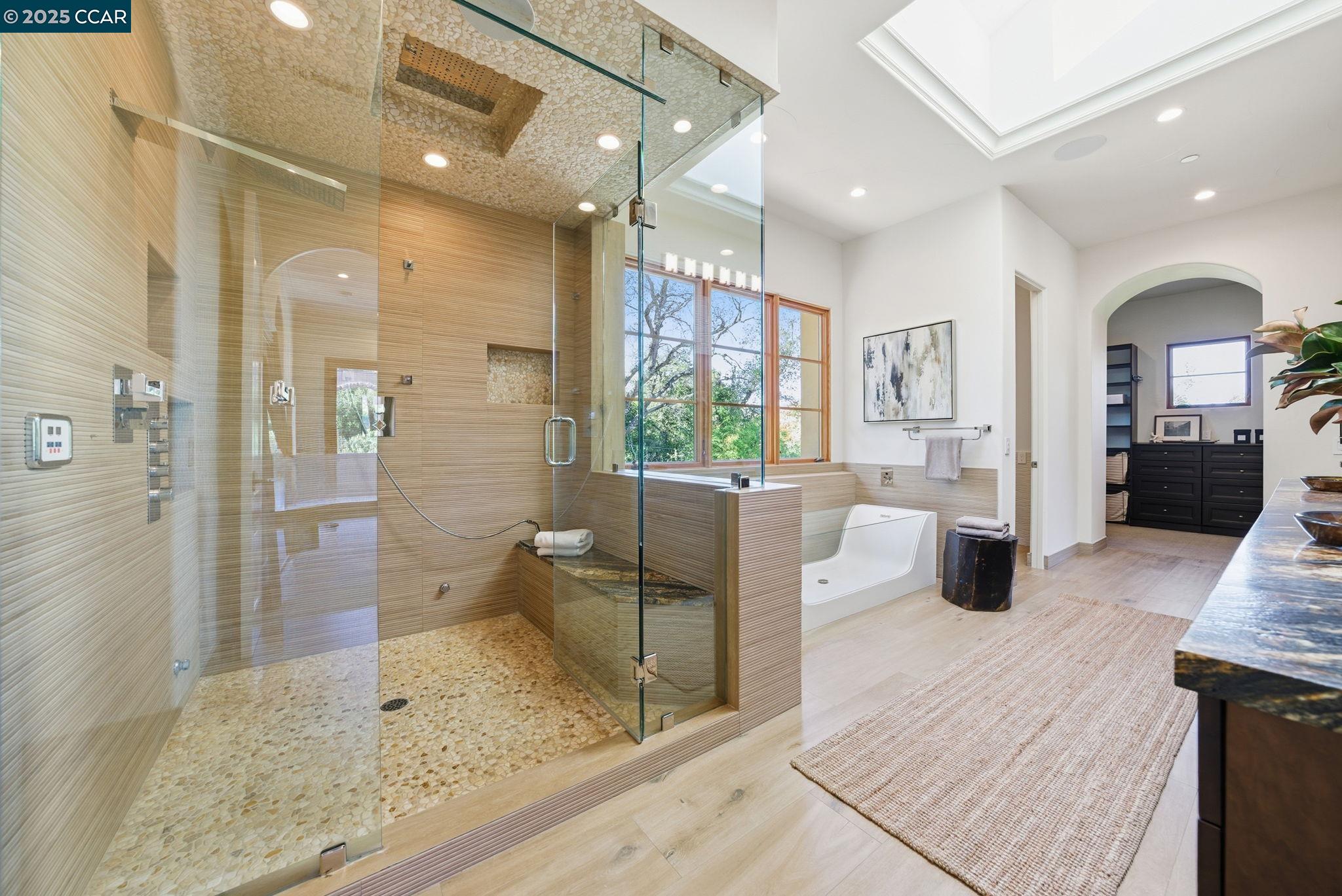 Detail Gallery Image 33 of 60 For 8 Quiet Country Lane, Danville,  CA 94526 - 5 Beds | 6 Baths