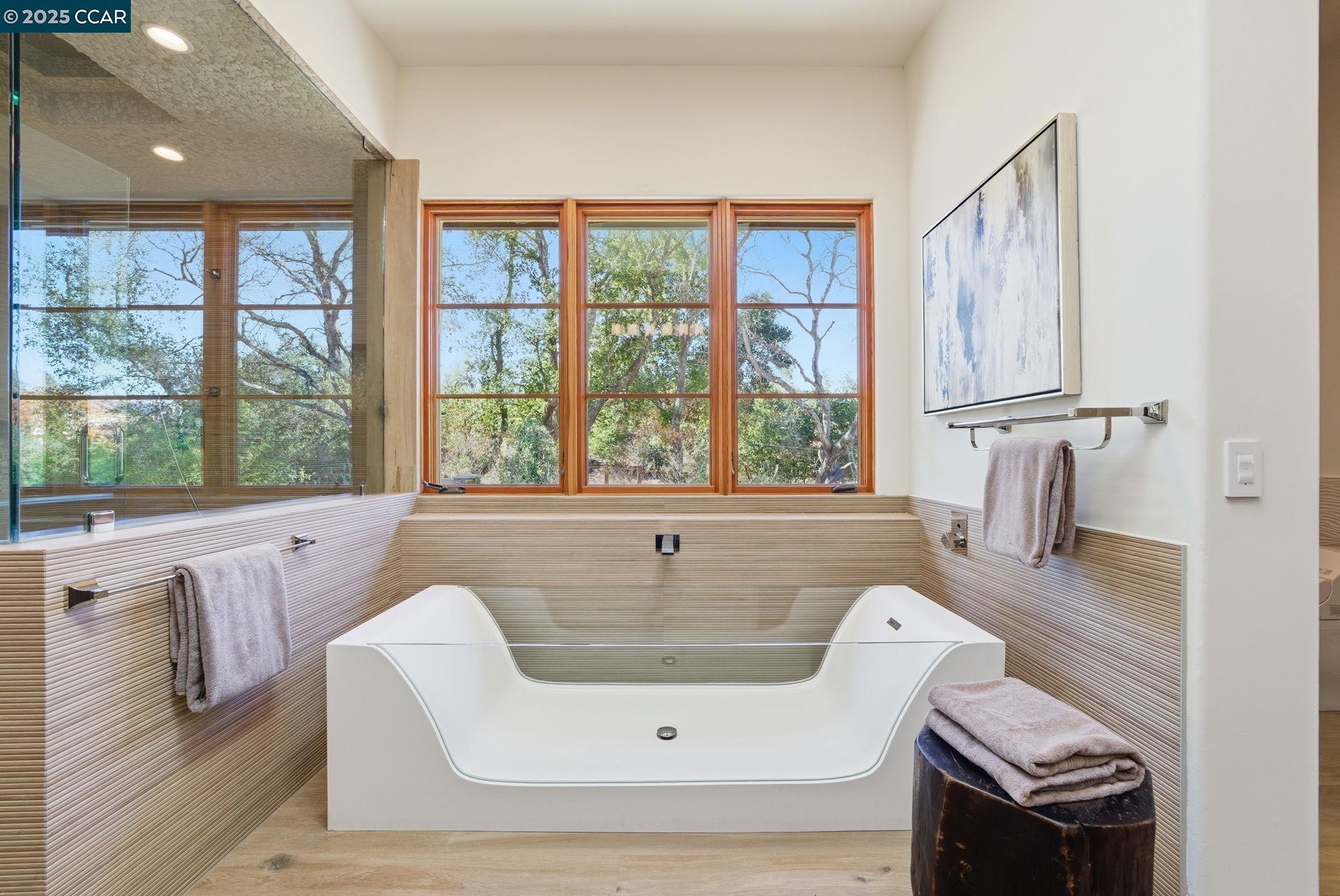 Detail Gallery Image 36 of 60 For 8 Quiet Country Lane, Danville,  CA 94526 - 5 Beds | 6 Baths