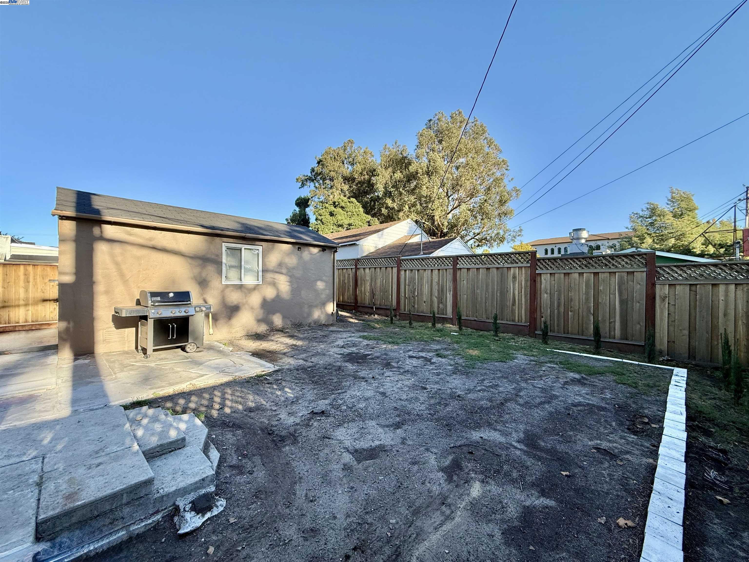 Detail Gallery Image 34 of 36 For 365 Lille Ave, San Leandro,  CA 94577 - 2 Beds | 1 Baths